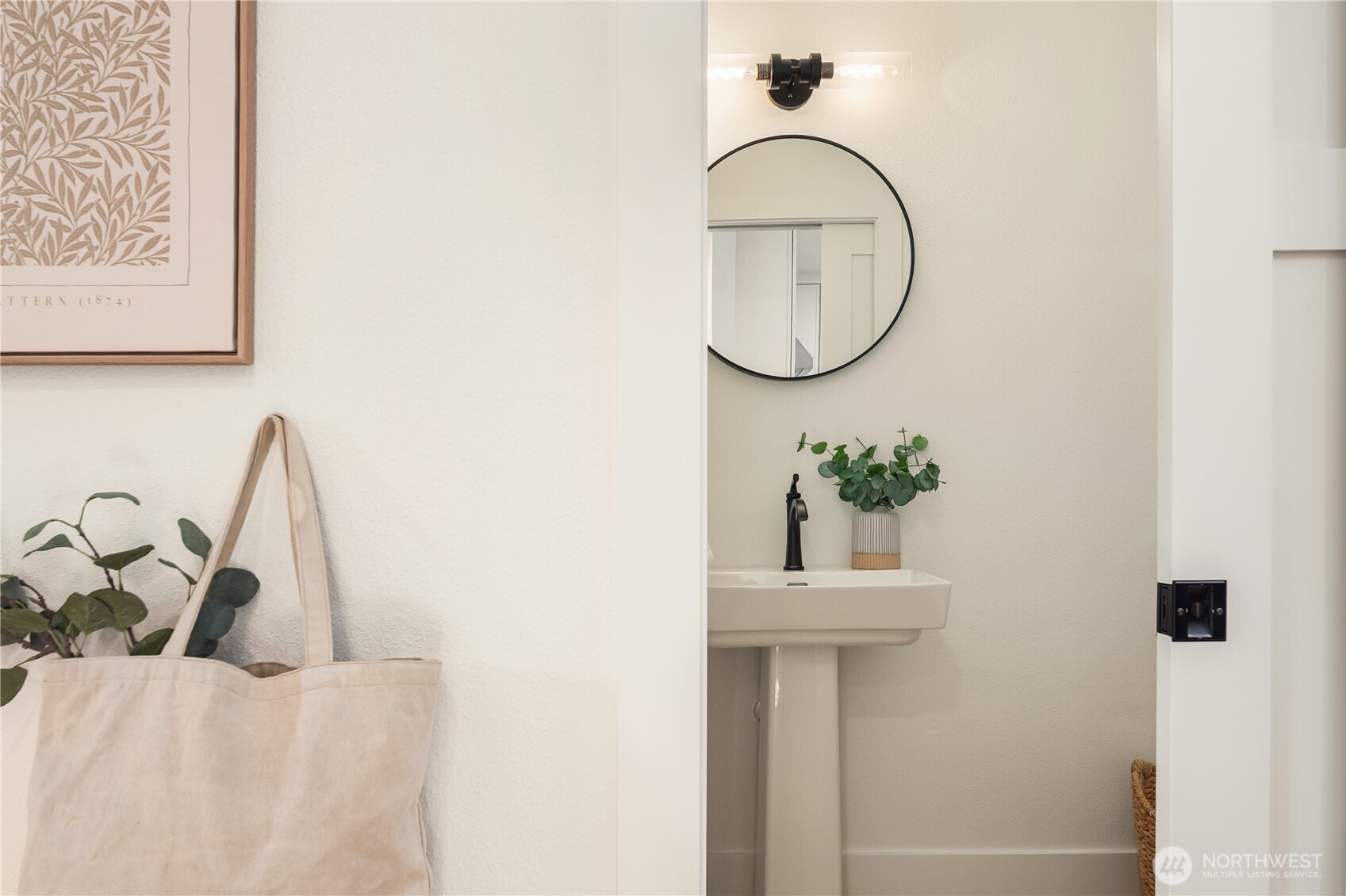 4706 SW Othello Street