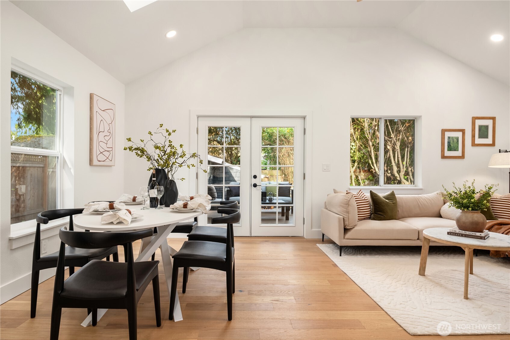 4706 SW Othello Street