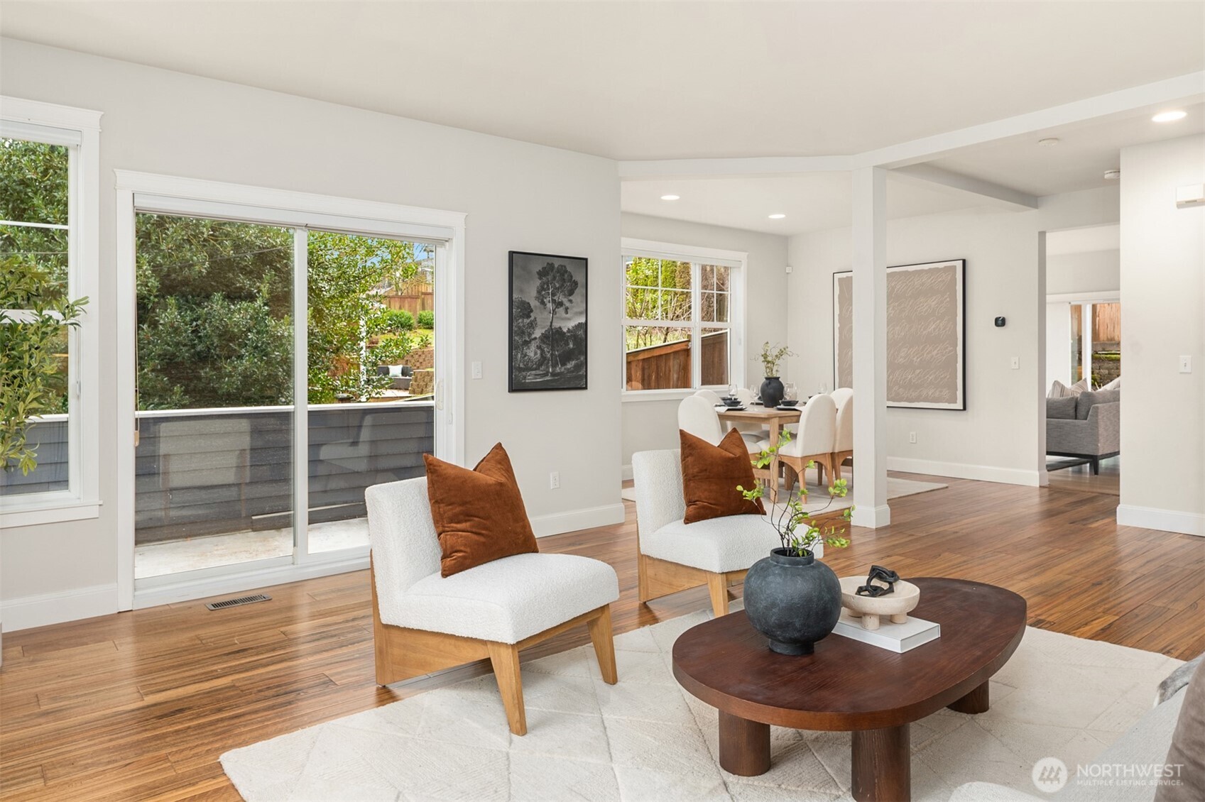 1809 Martin Luther King Jr Way