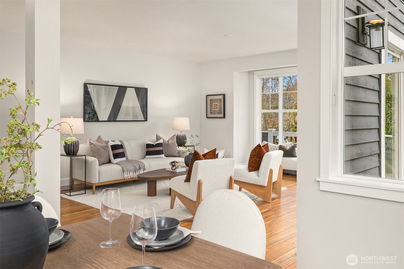 1809 Martin Luther King Jr Way