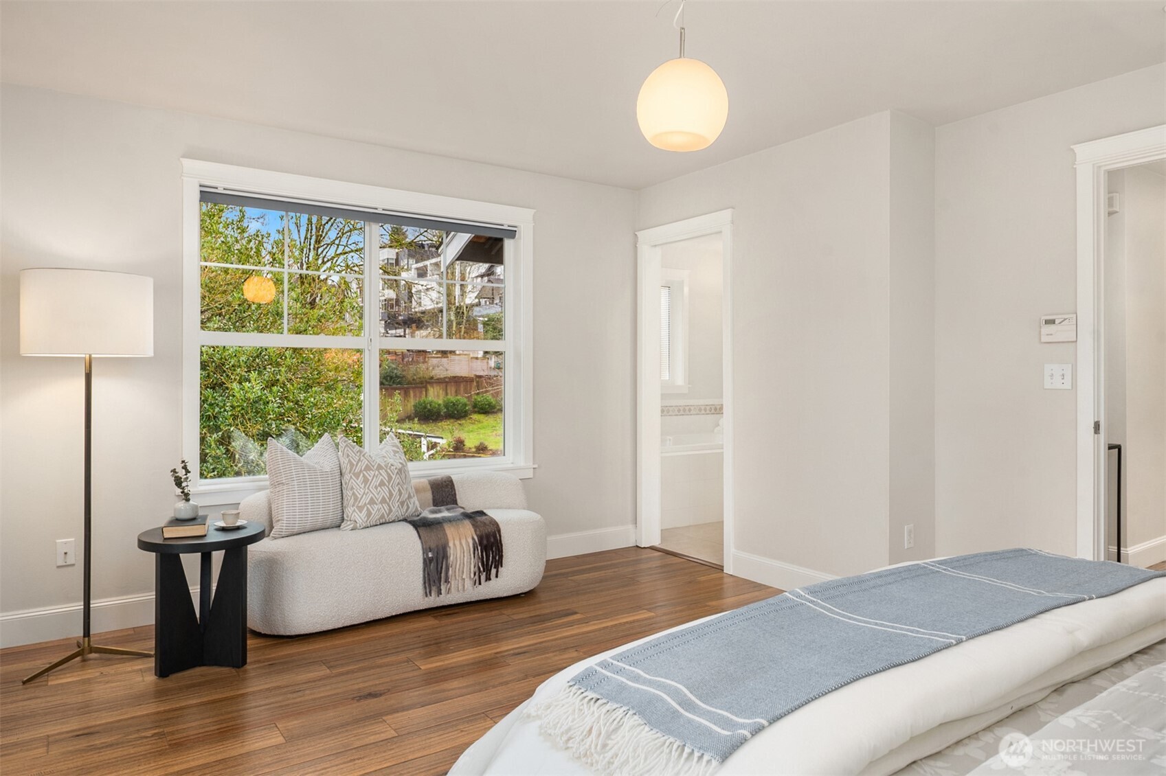 1809 Martin Luther King Jr Way