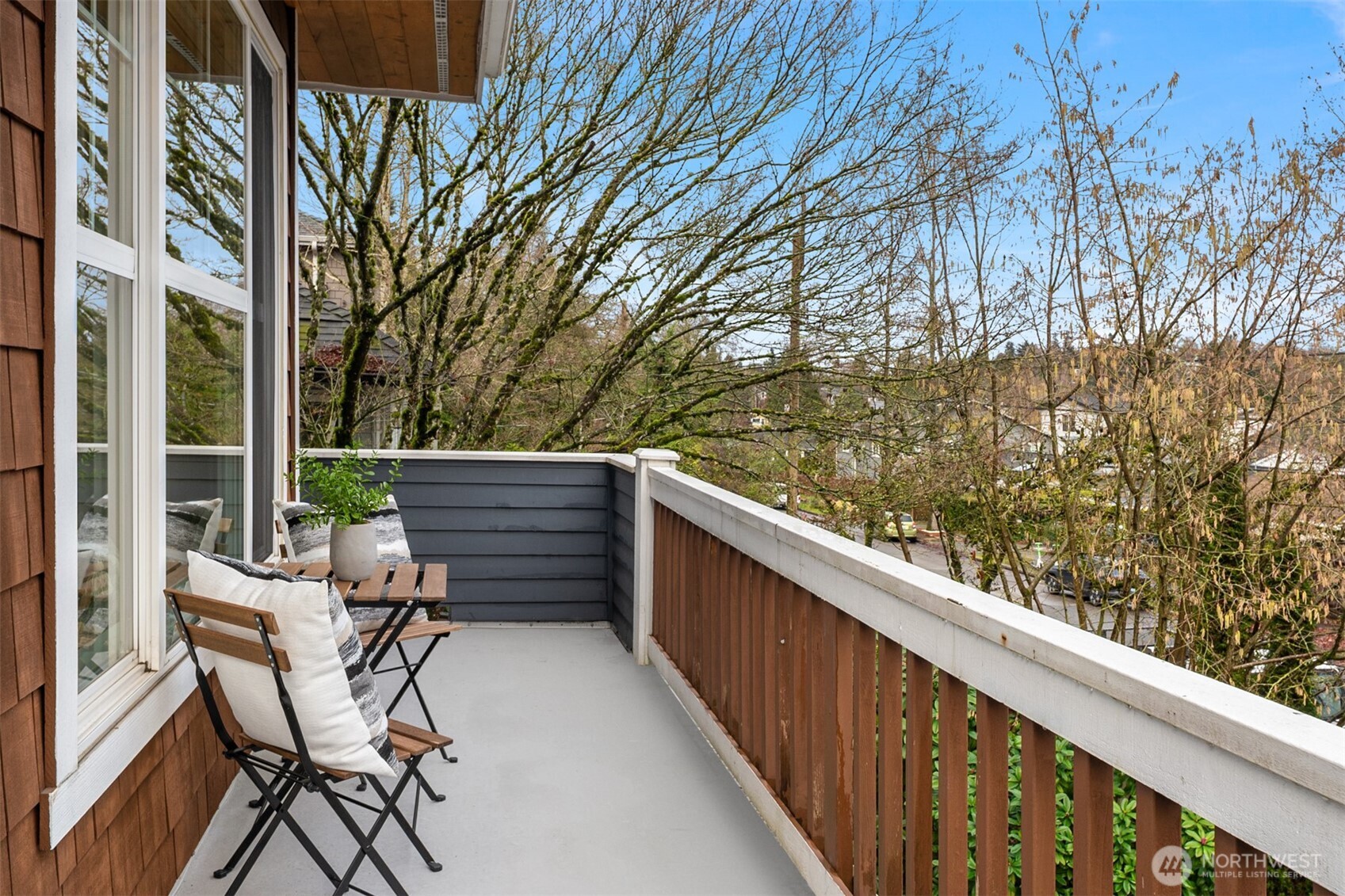 1809 Martin Luther King Jr Way