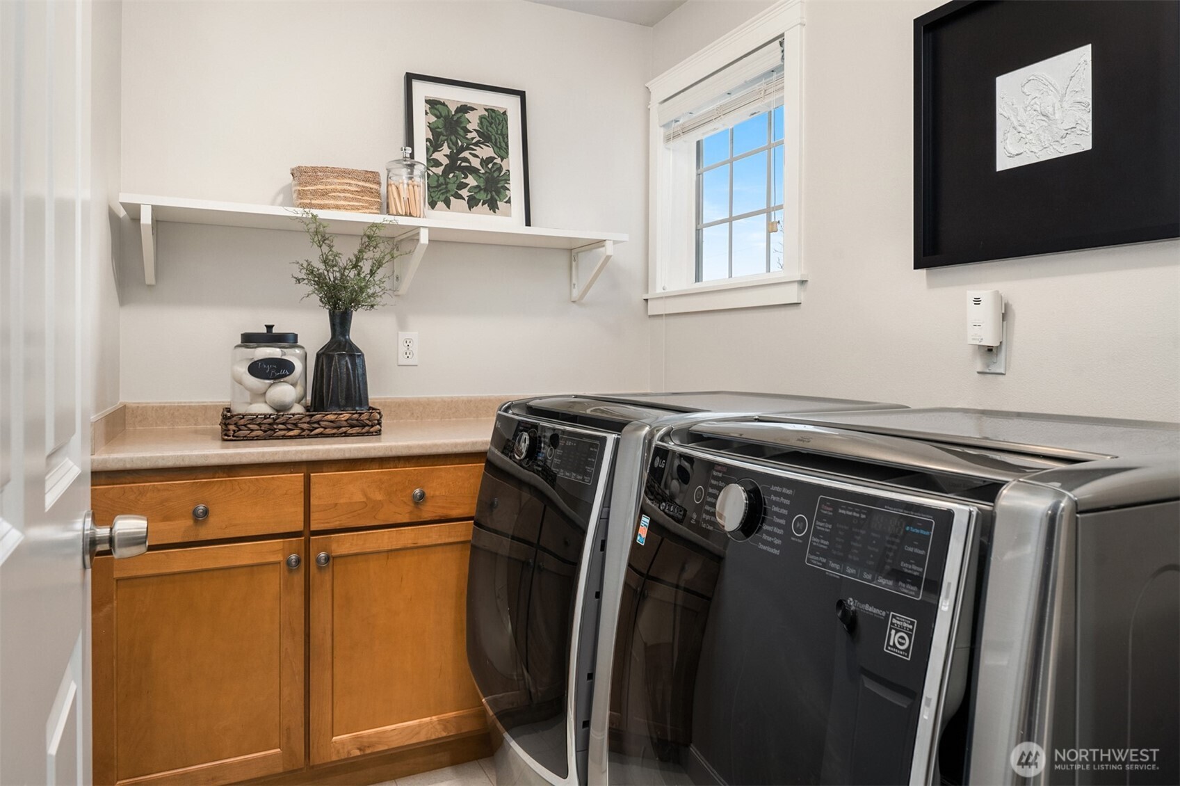 1809 Martin Luther King Jr Way