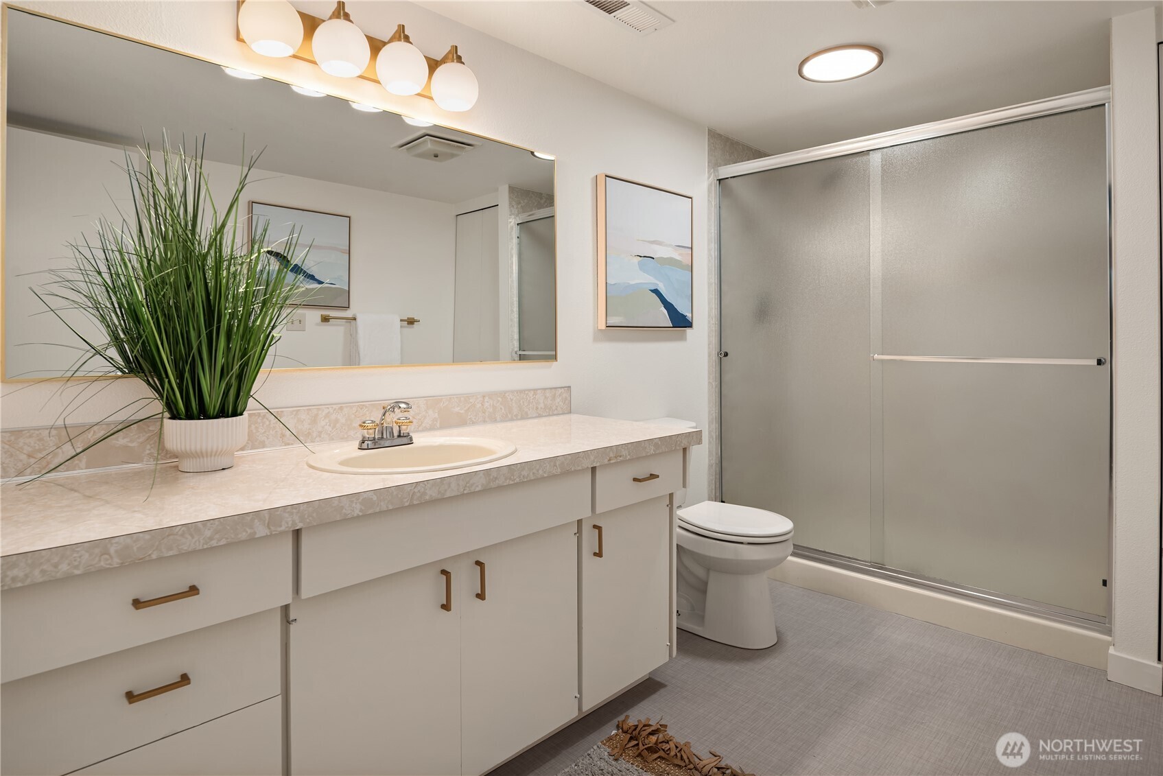 18504 55th Avenue NE