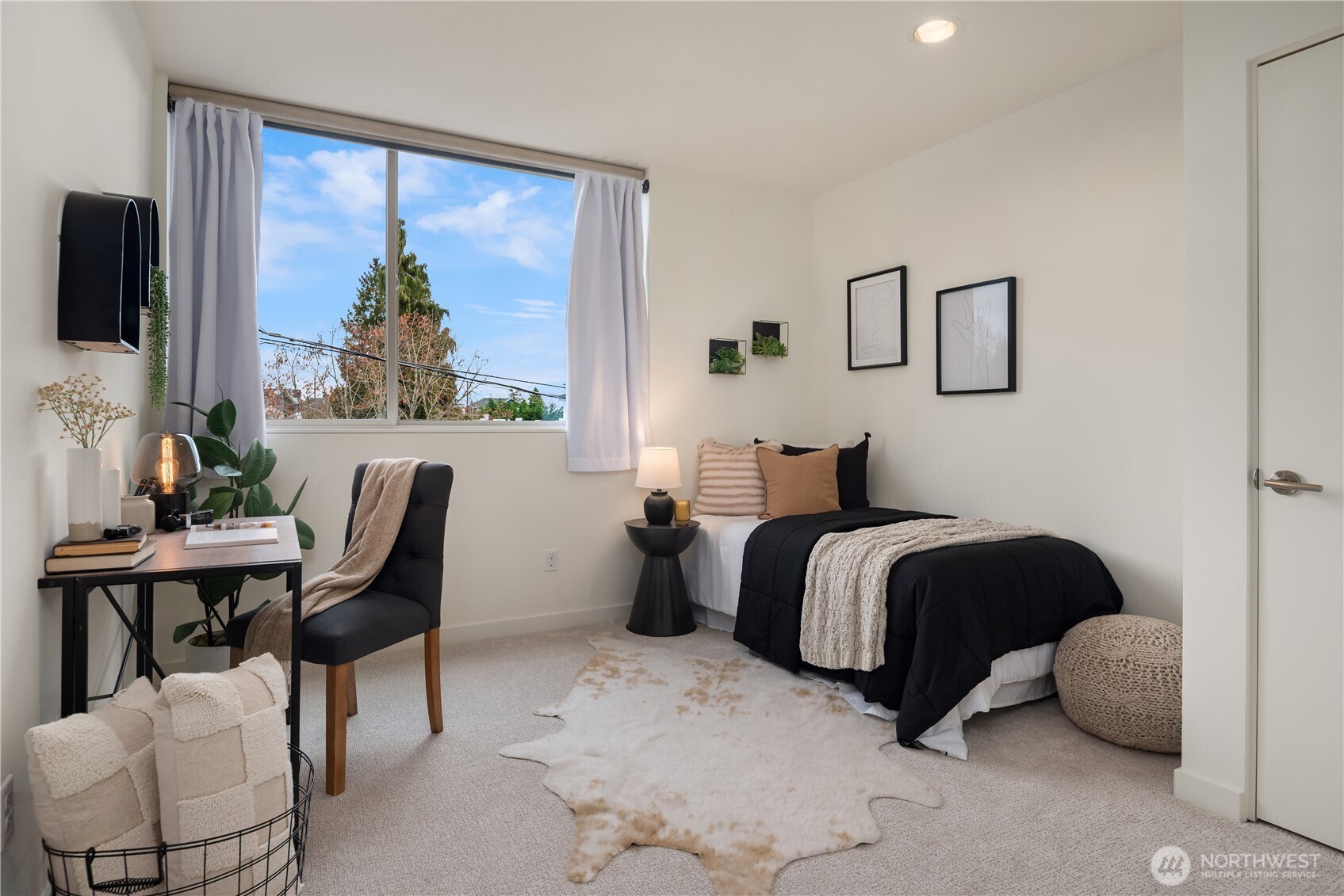 4027 California Avenue SW Unit: B