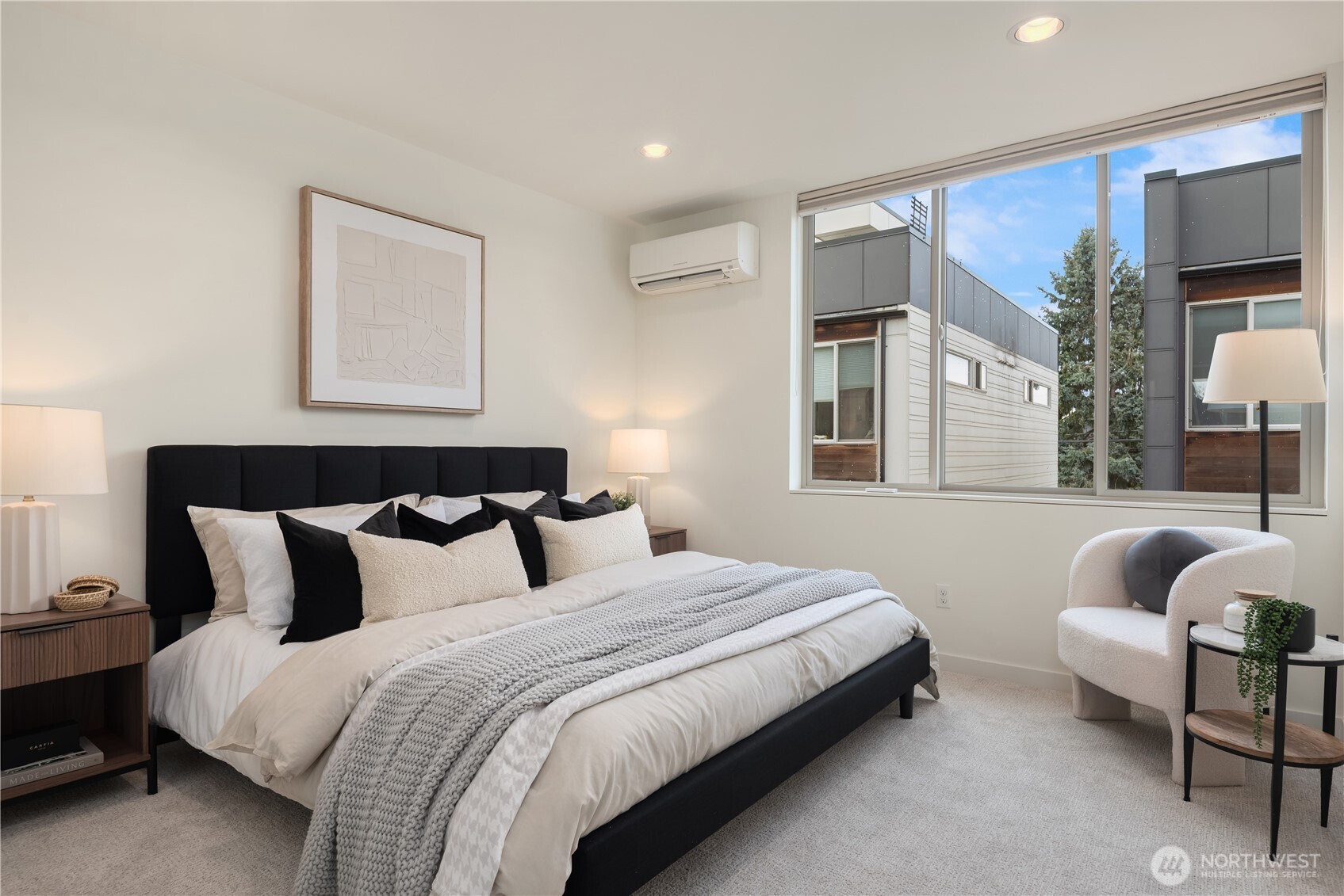 4027 California Avenue SW Unit: B