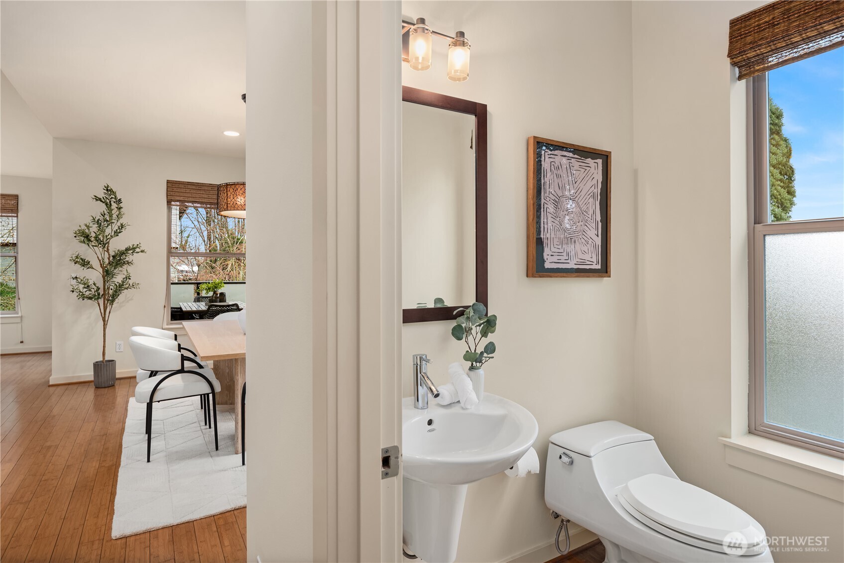 3042 SW Manning Street