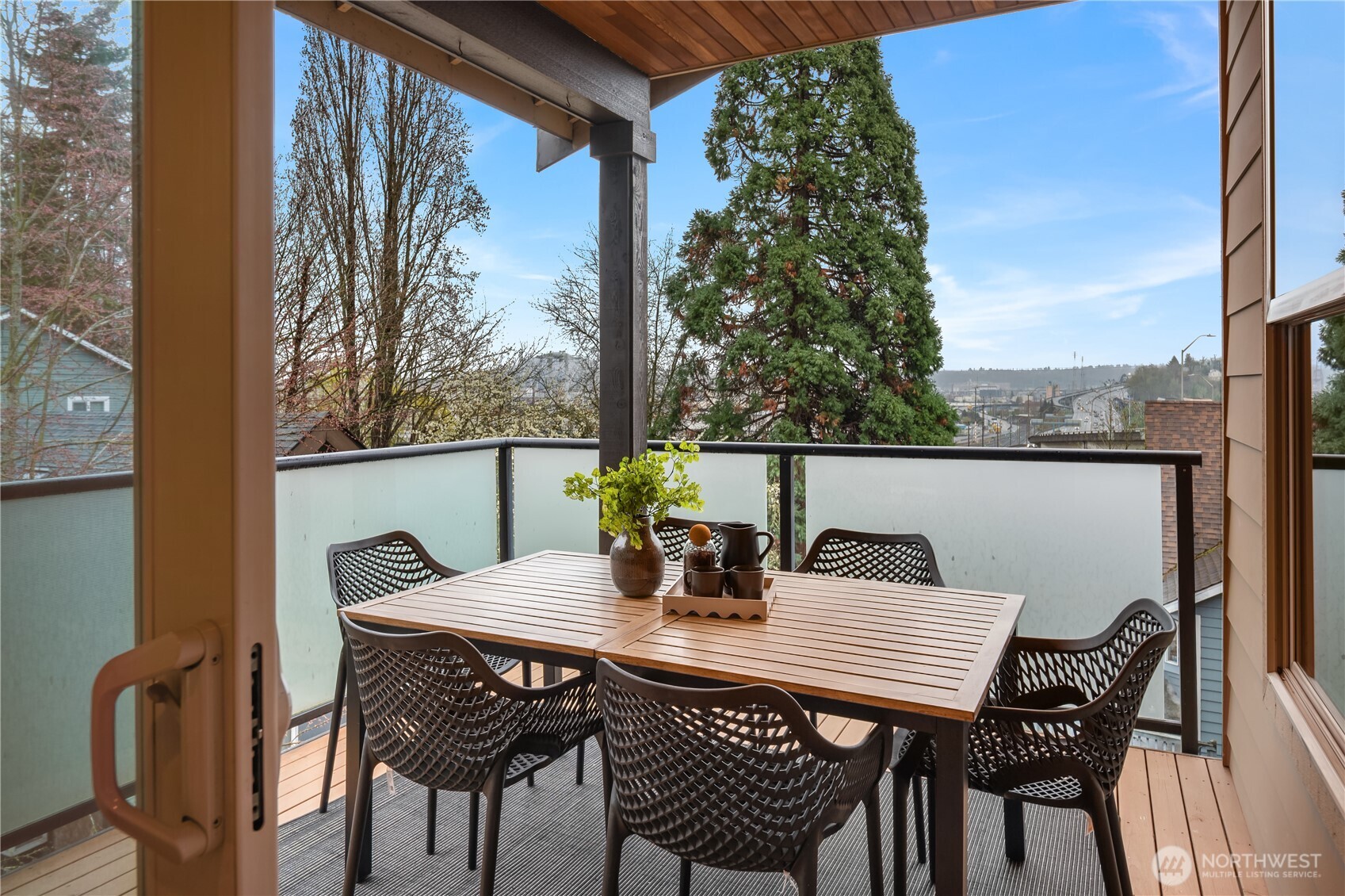 3042 SW Manning Street