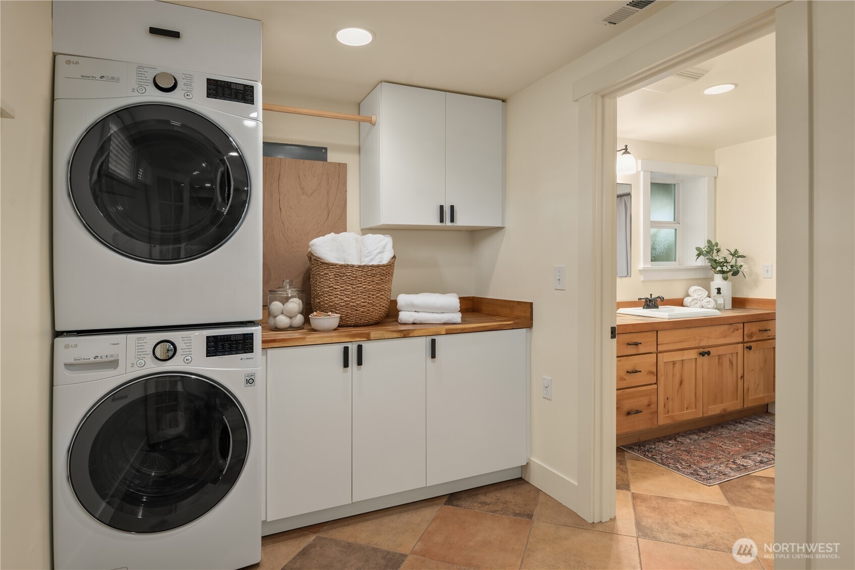 4929 SW Dawson Street