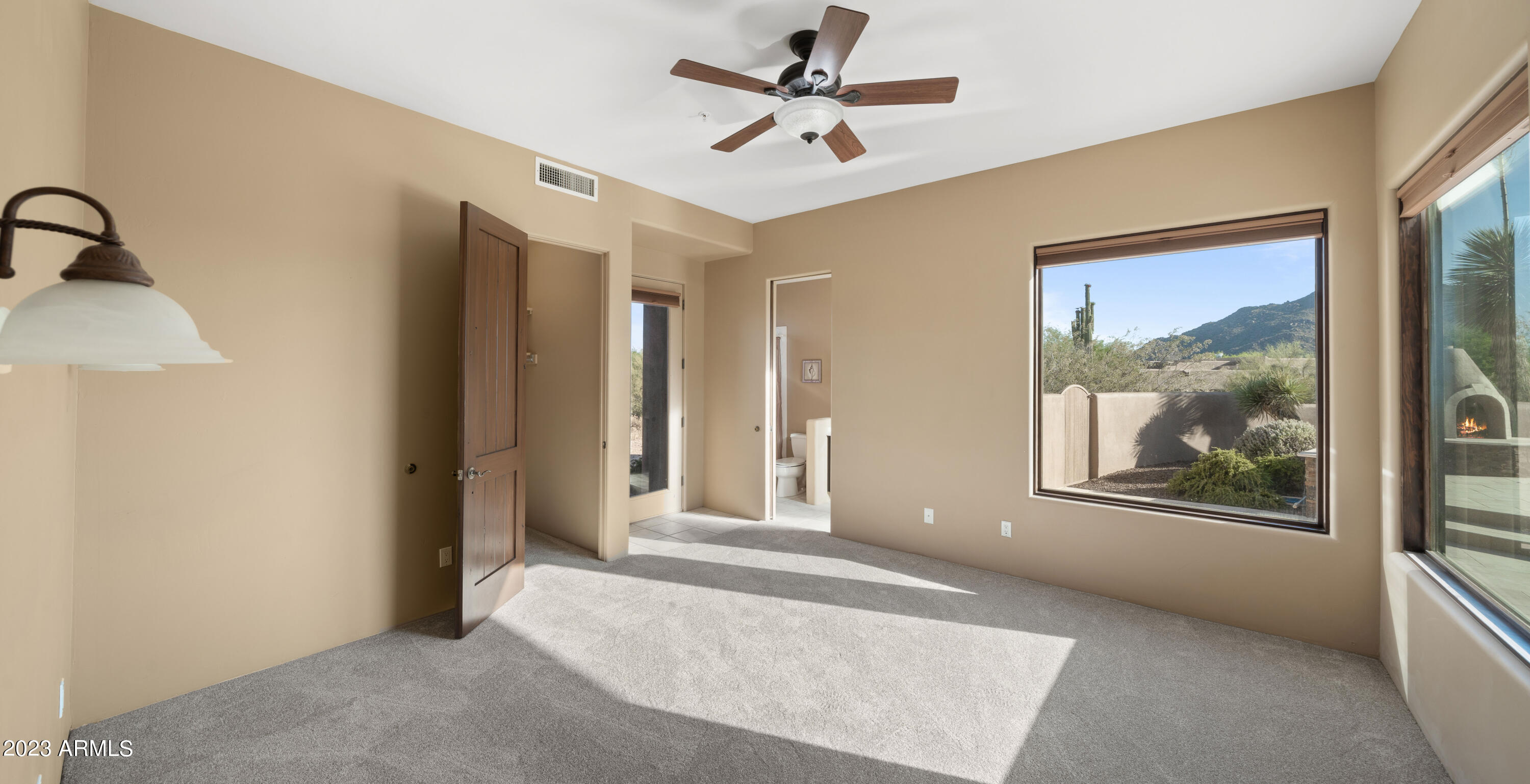 38126 N Tranquil Way