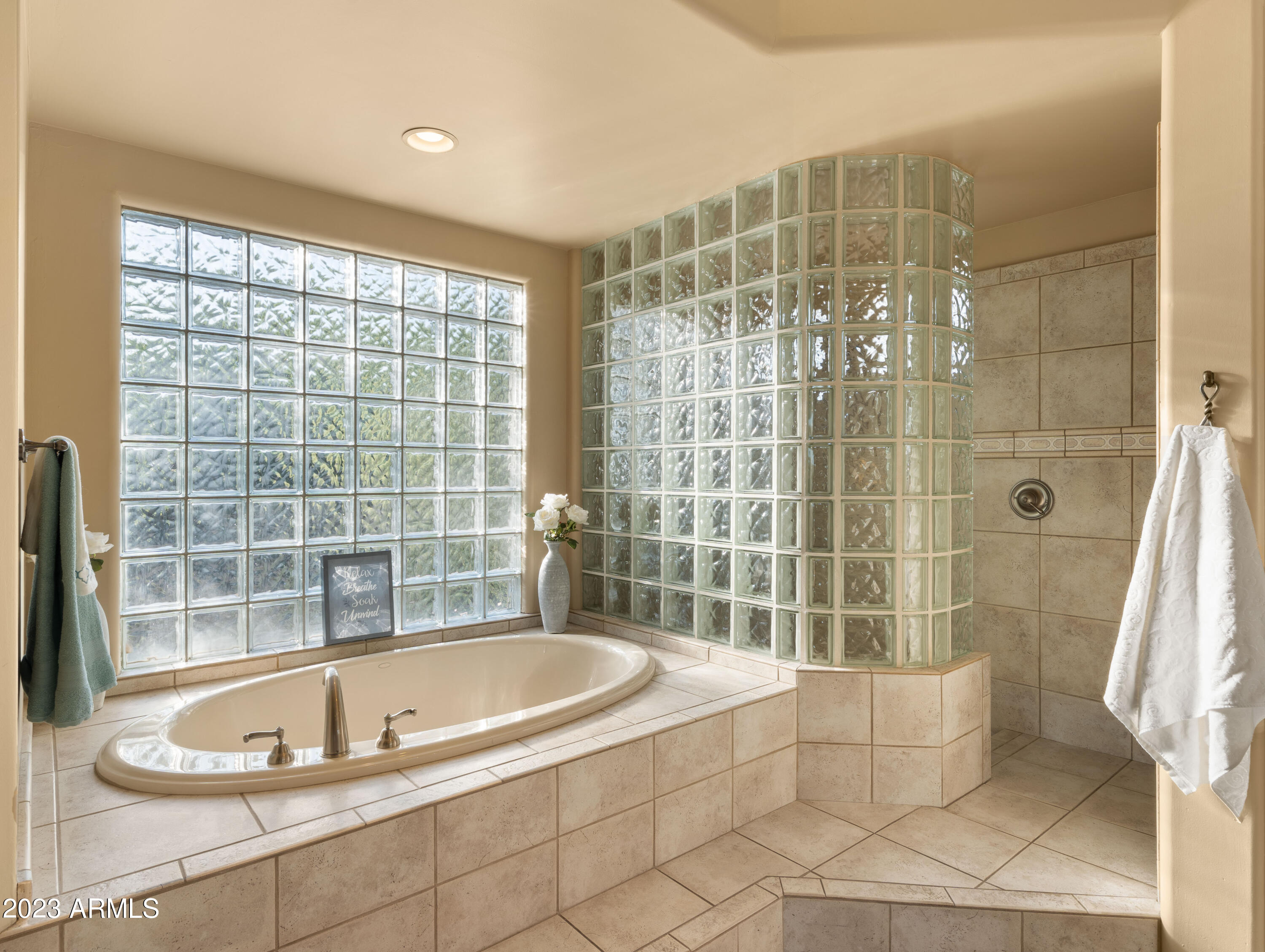 38126 N Tranquil Way