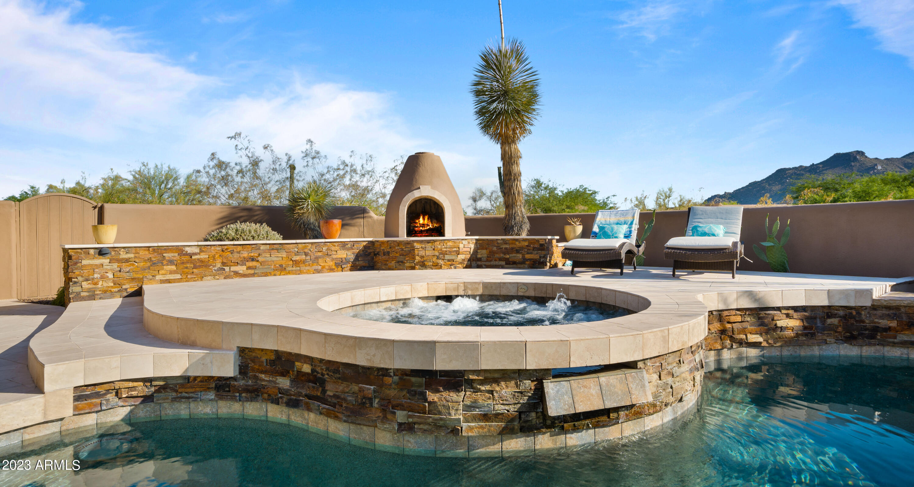 38126 N Tranquil Way