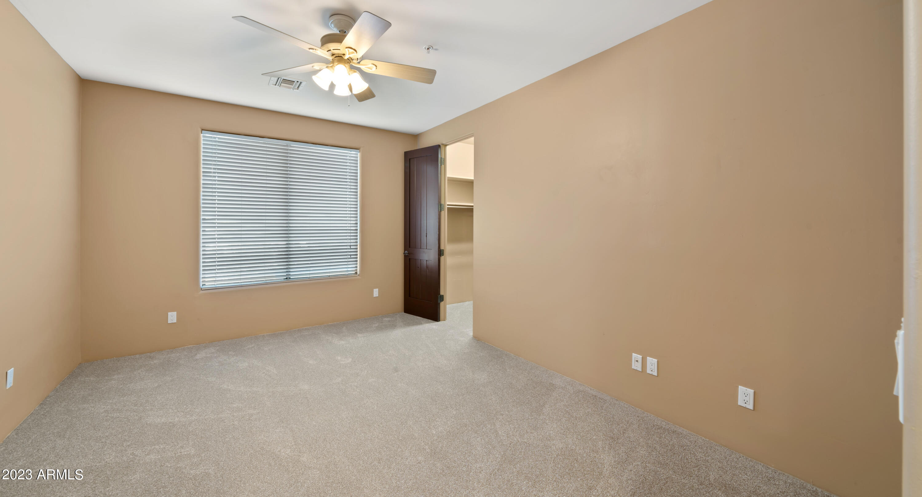 38126 N Tranquil Way