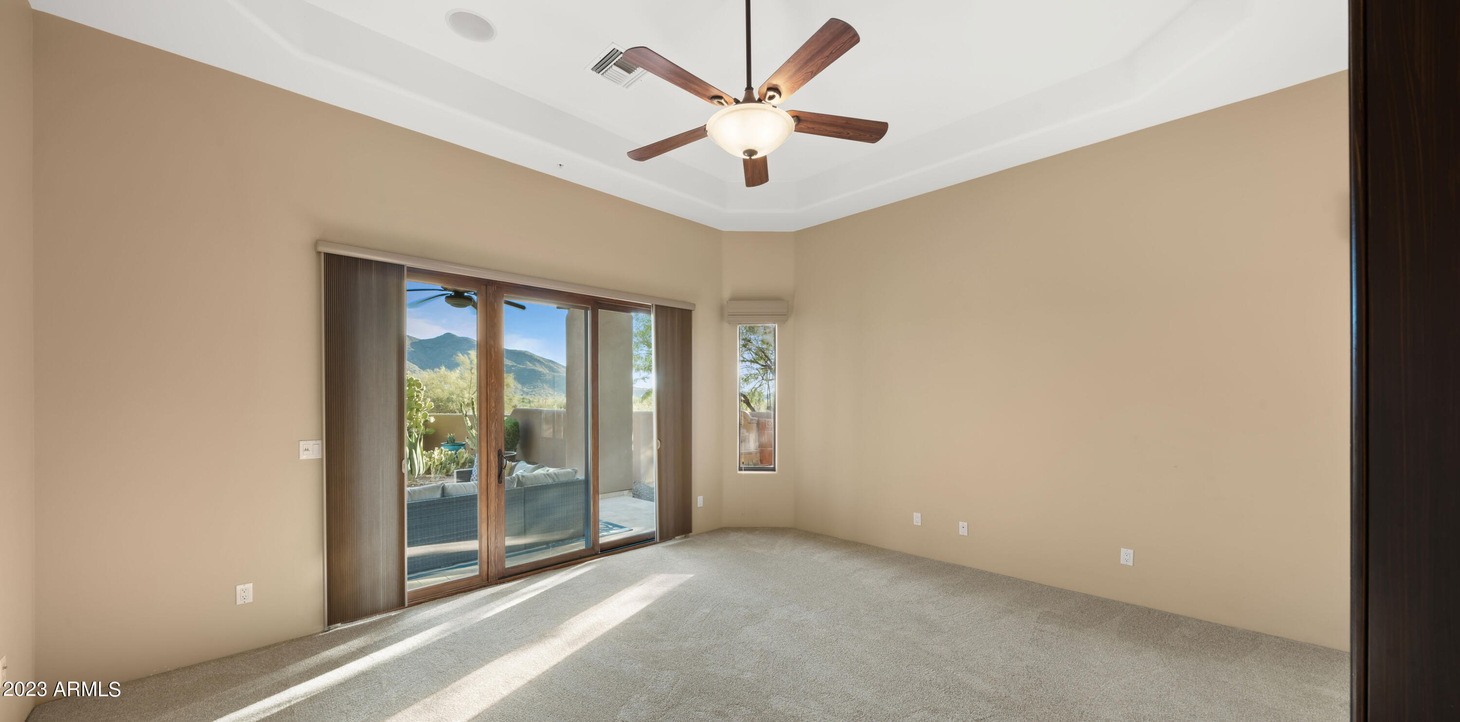 38126 N Tranquil Way