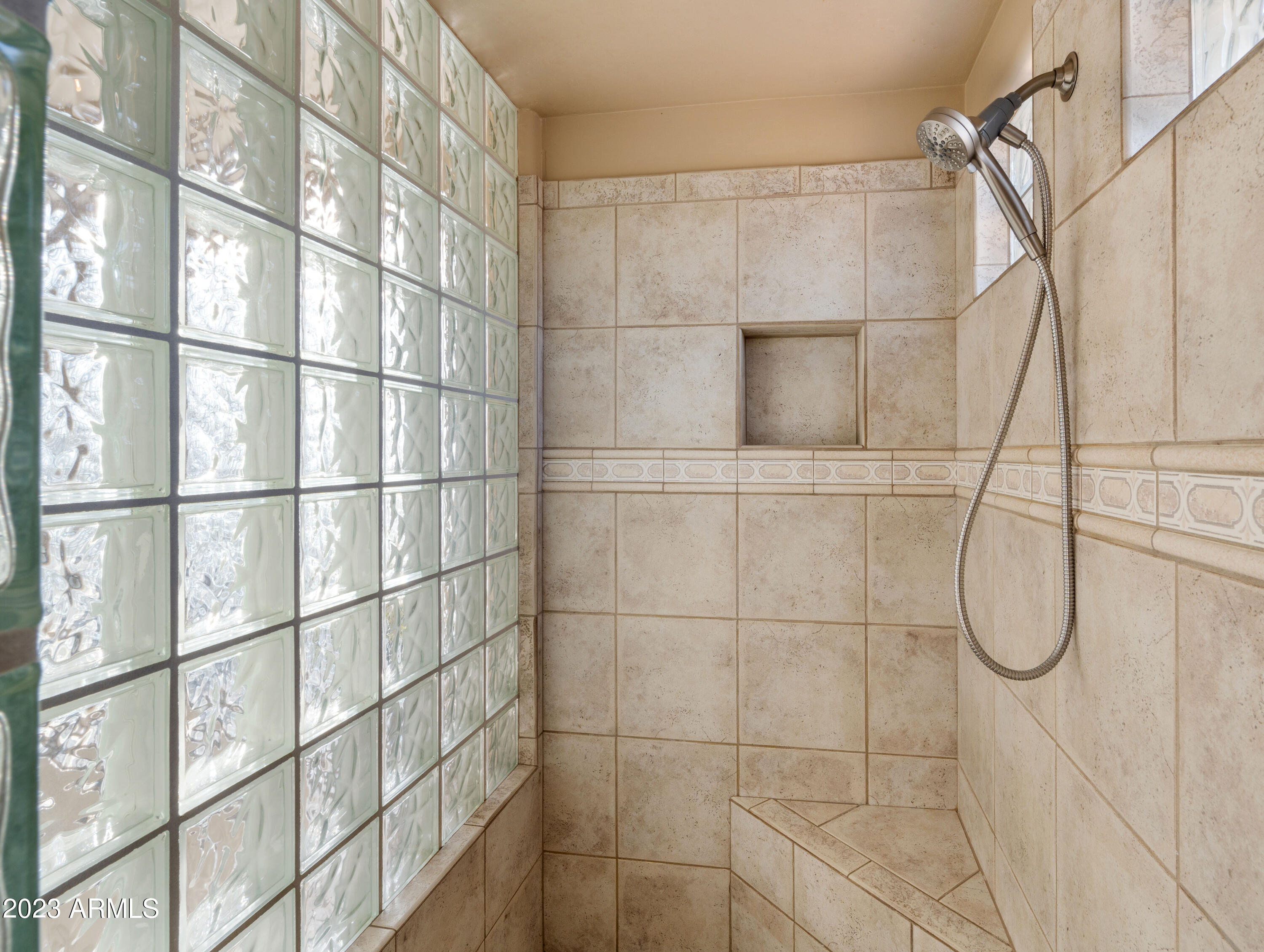 38126 N Tranquil Way