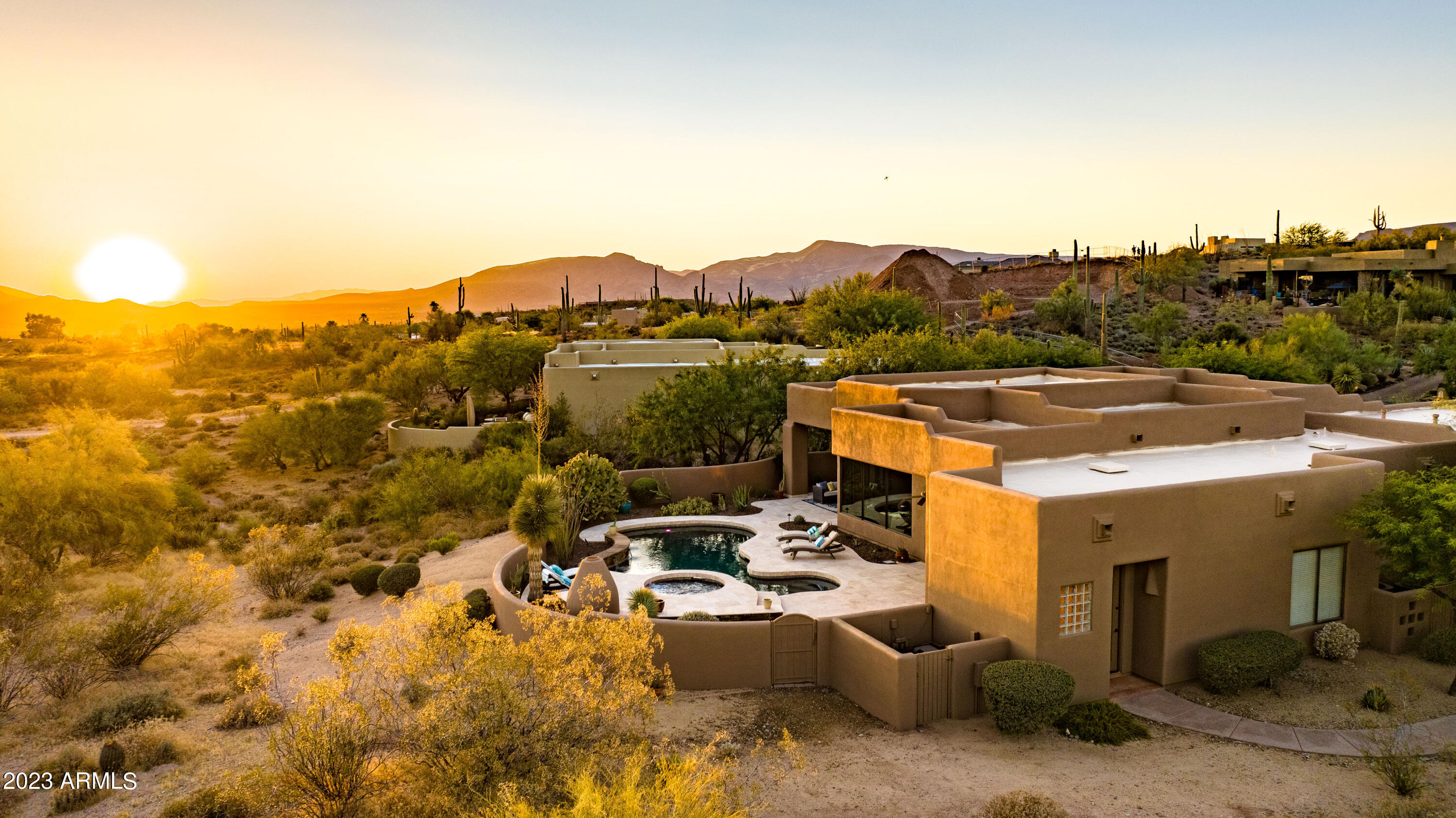 38126 N Tranquil Way