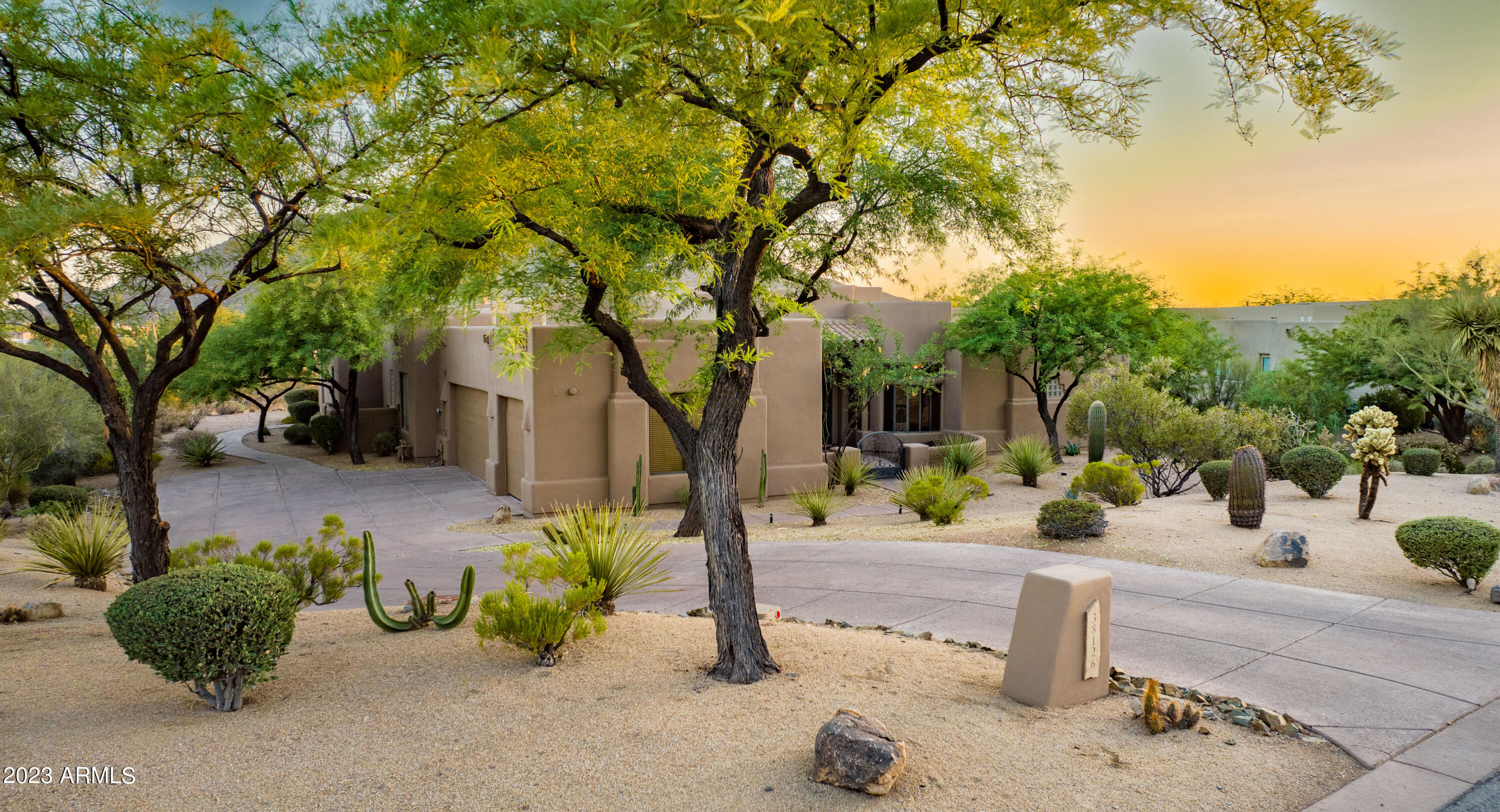 38126 N Tranquil Way