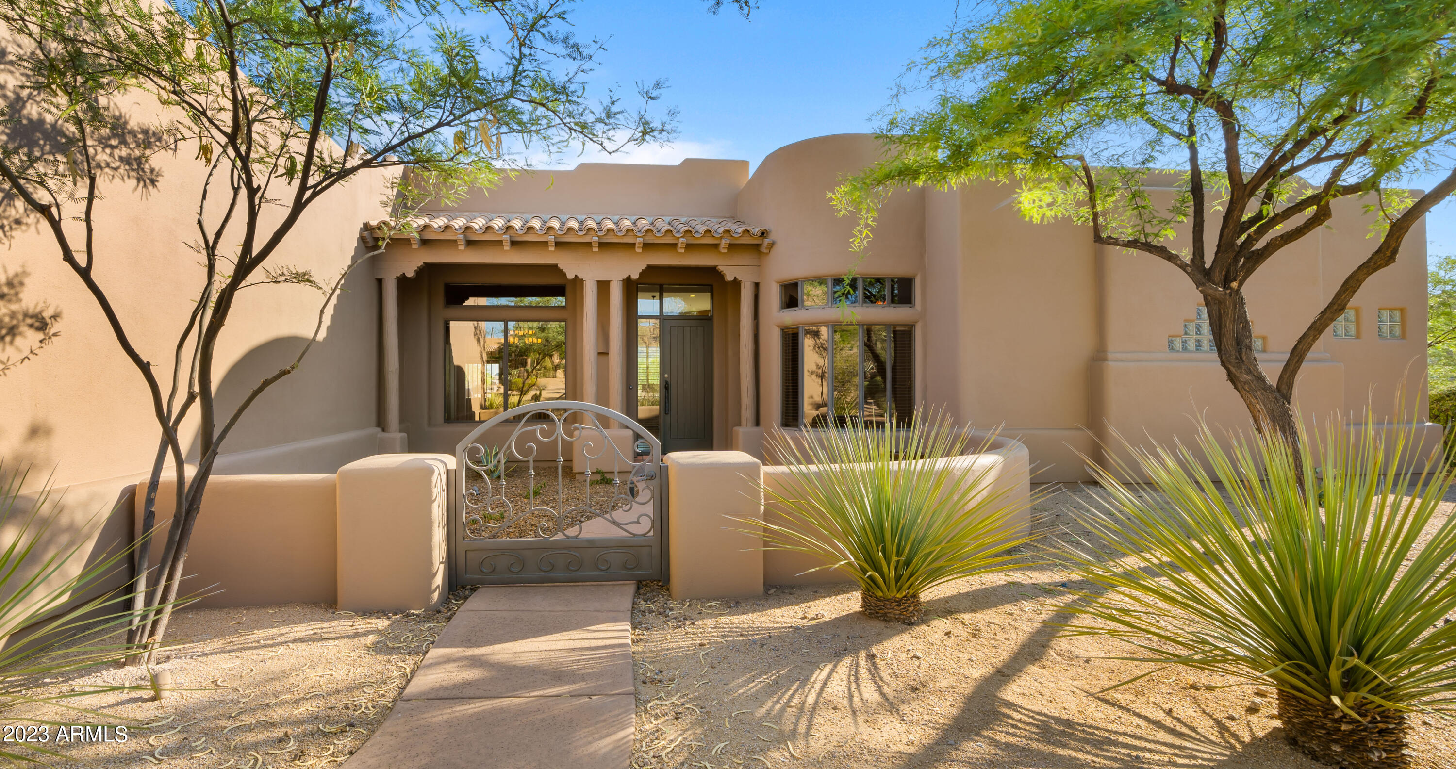 38126 N Tranquil Way