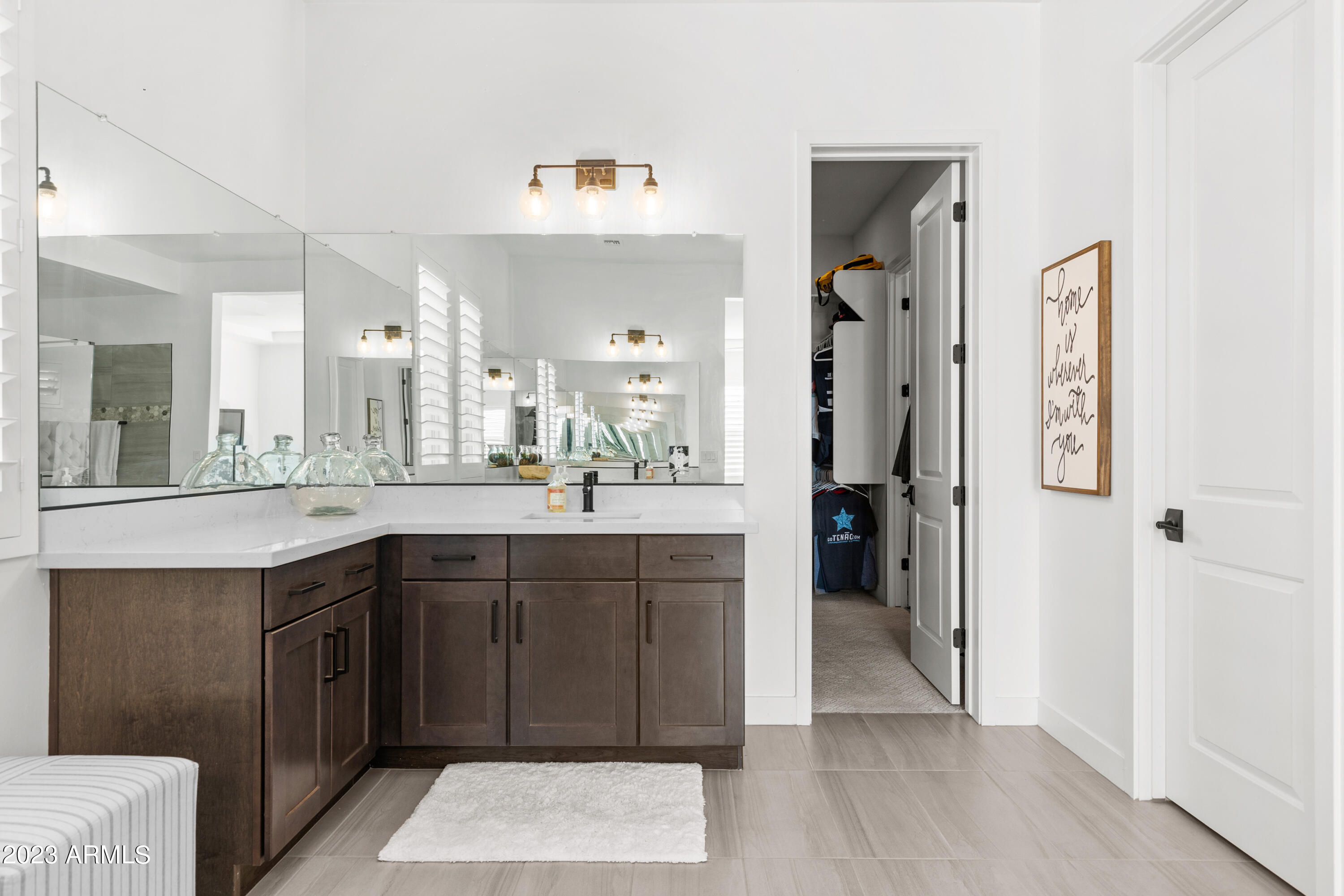 3013 E HERRERA Drive