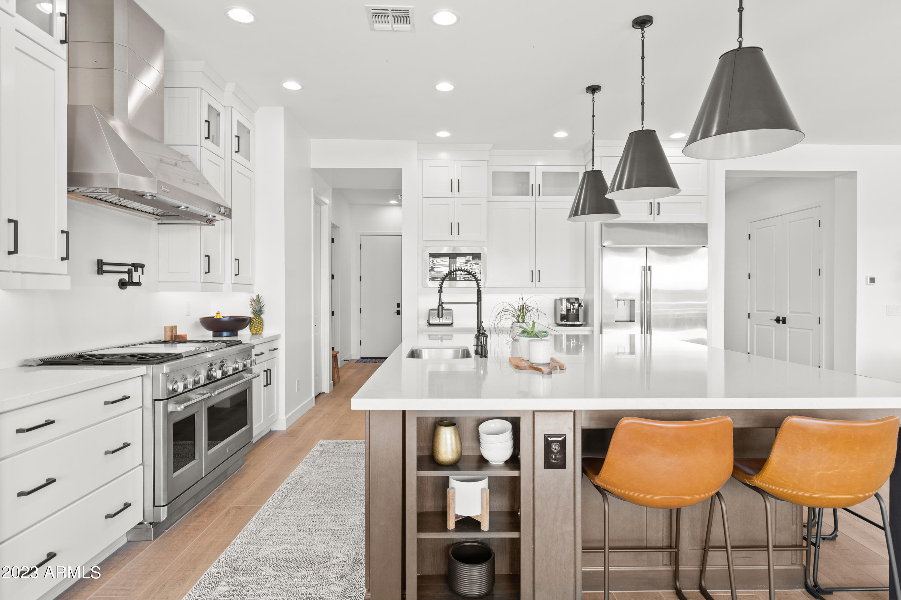 3013 E HERRERA Drive