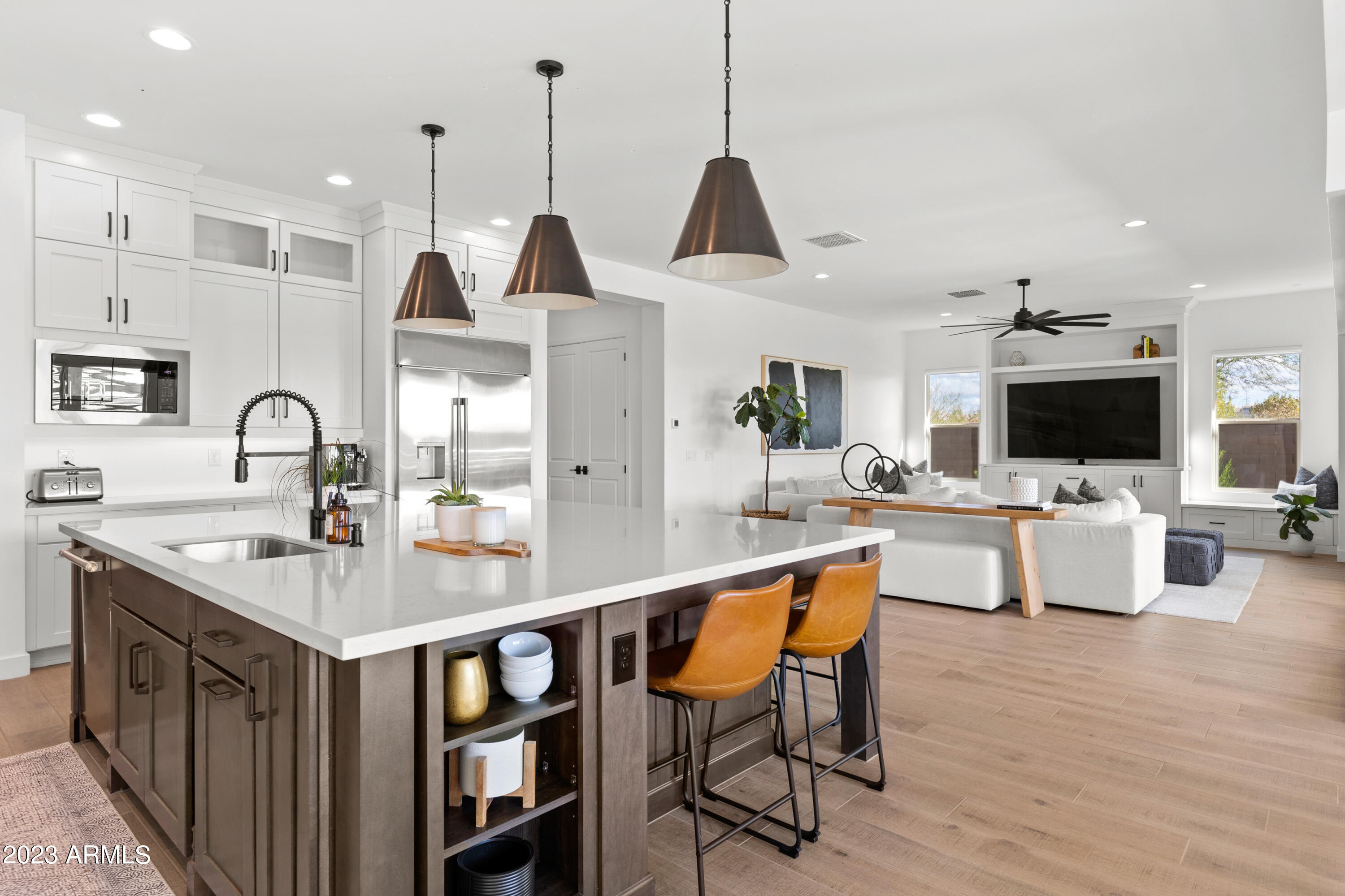 3013 E HERRERA Drive