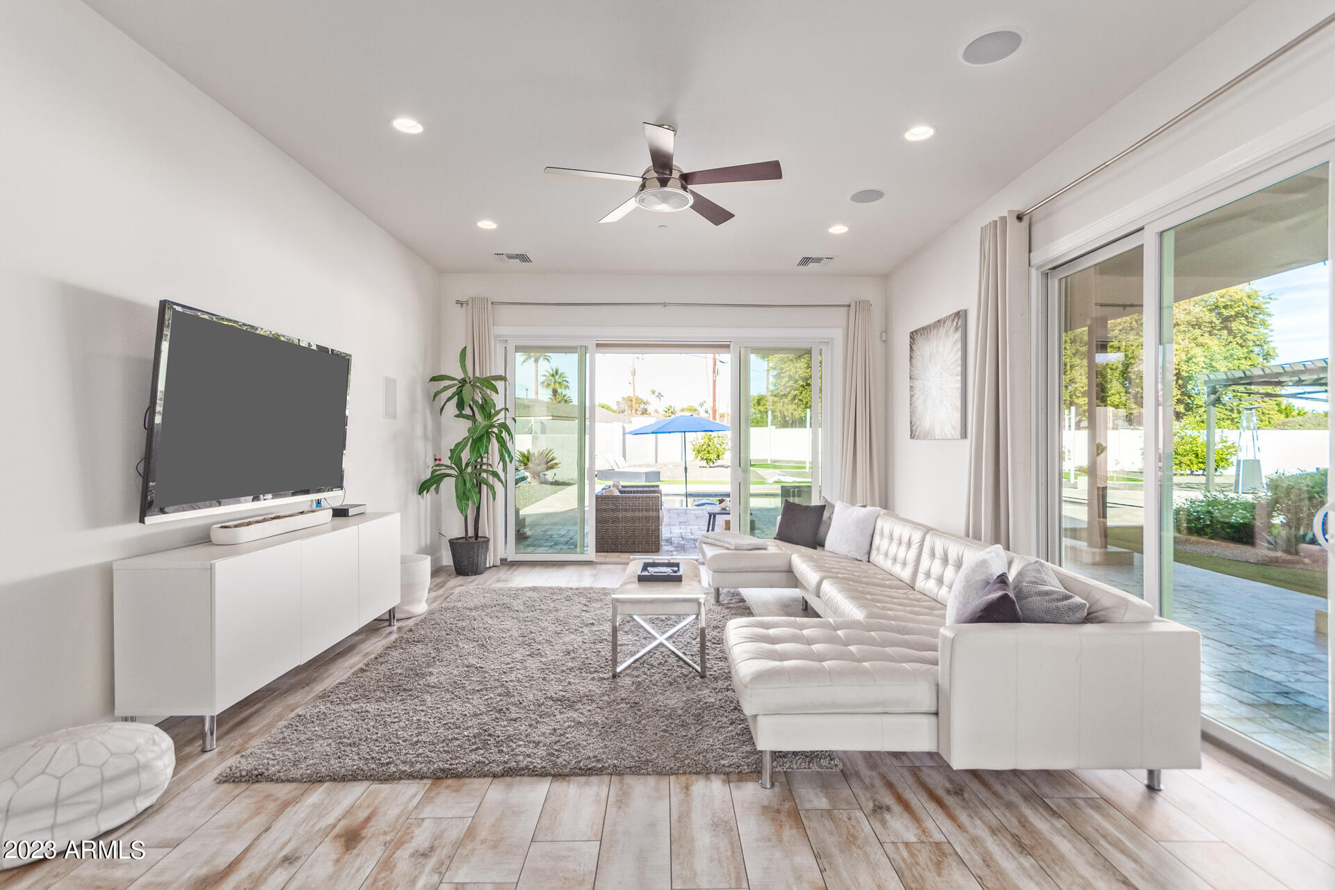 6902 E ORANGE BLOSSOM Drive