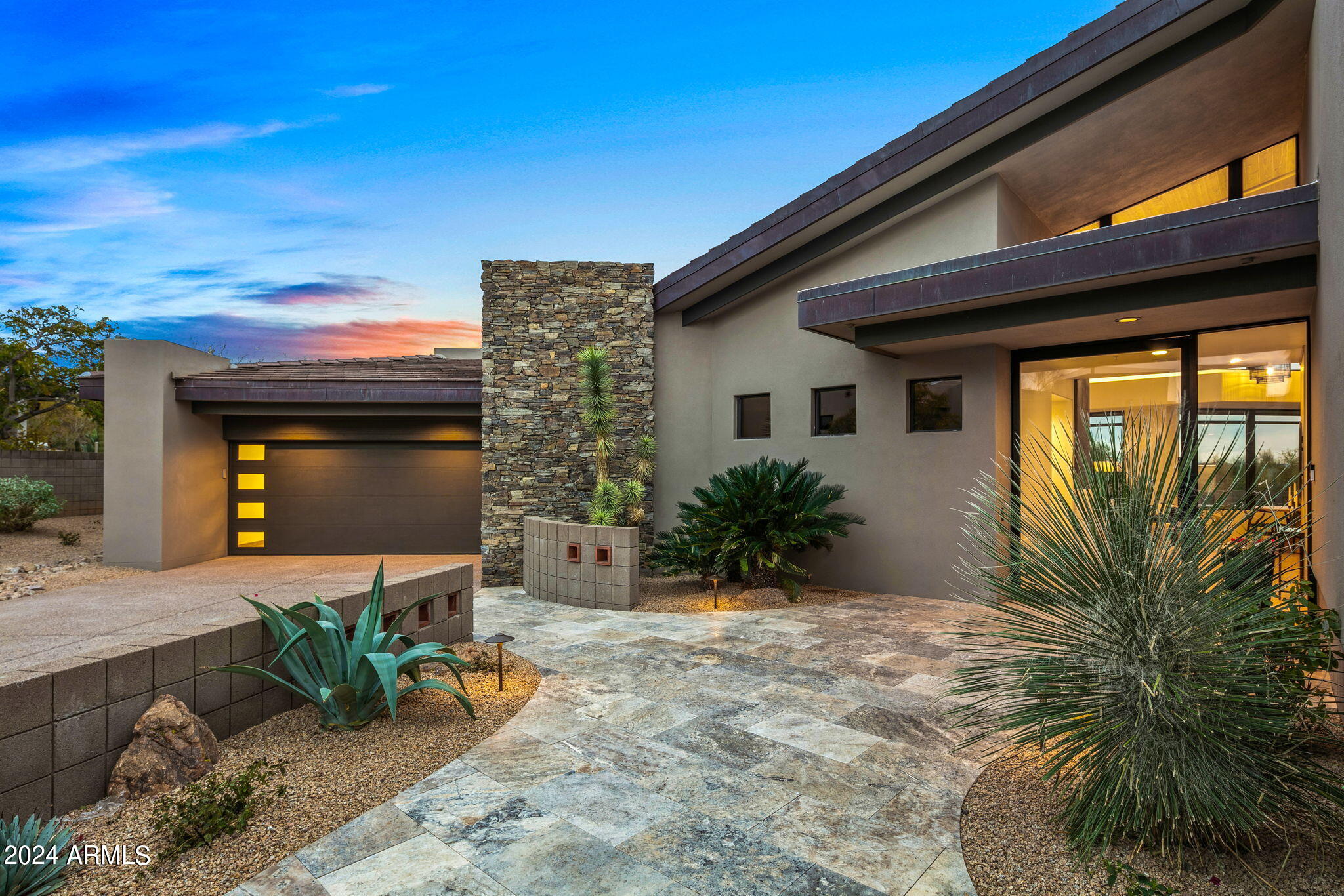 10651 E FERNWOOD Lane