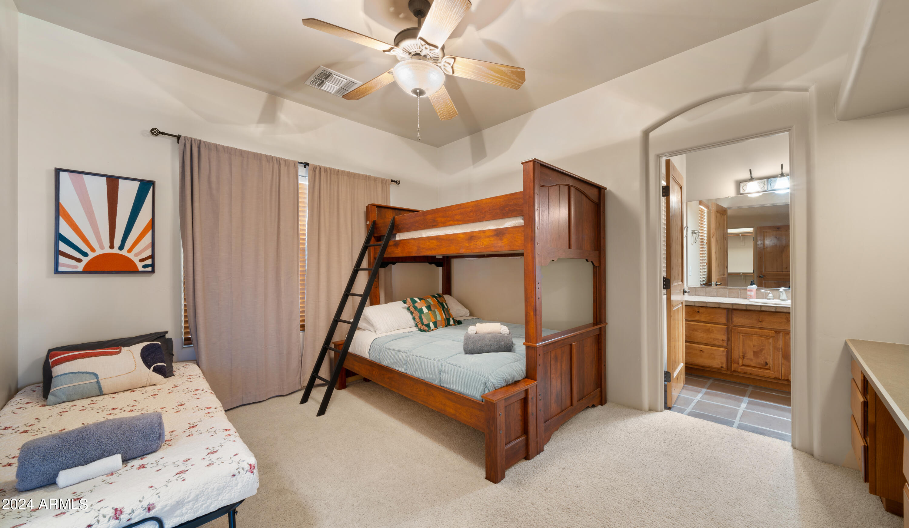 19725 W MEADOWBROOK Avenue