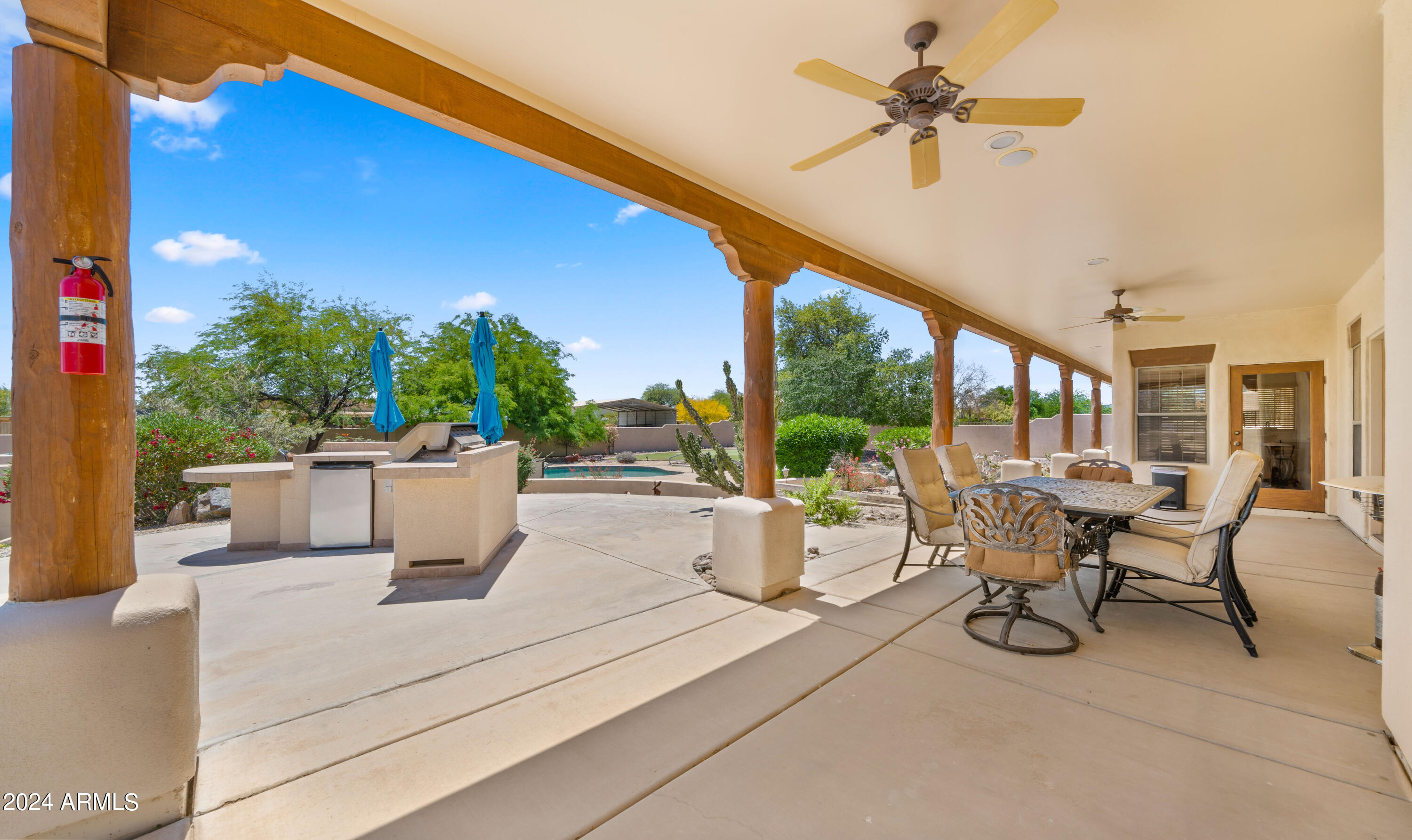 19725 W MEADOWBROOK Avenue