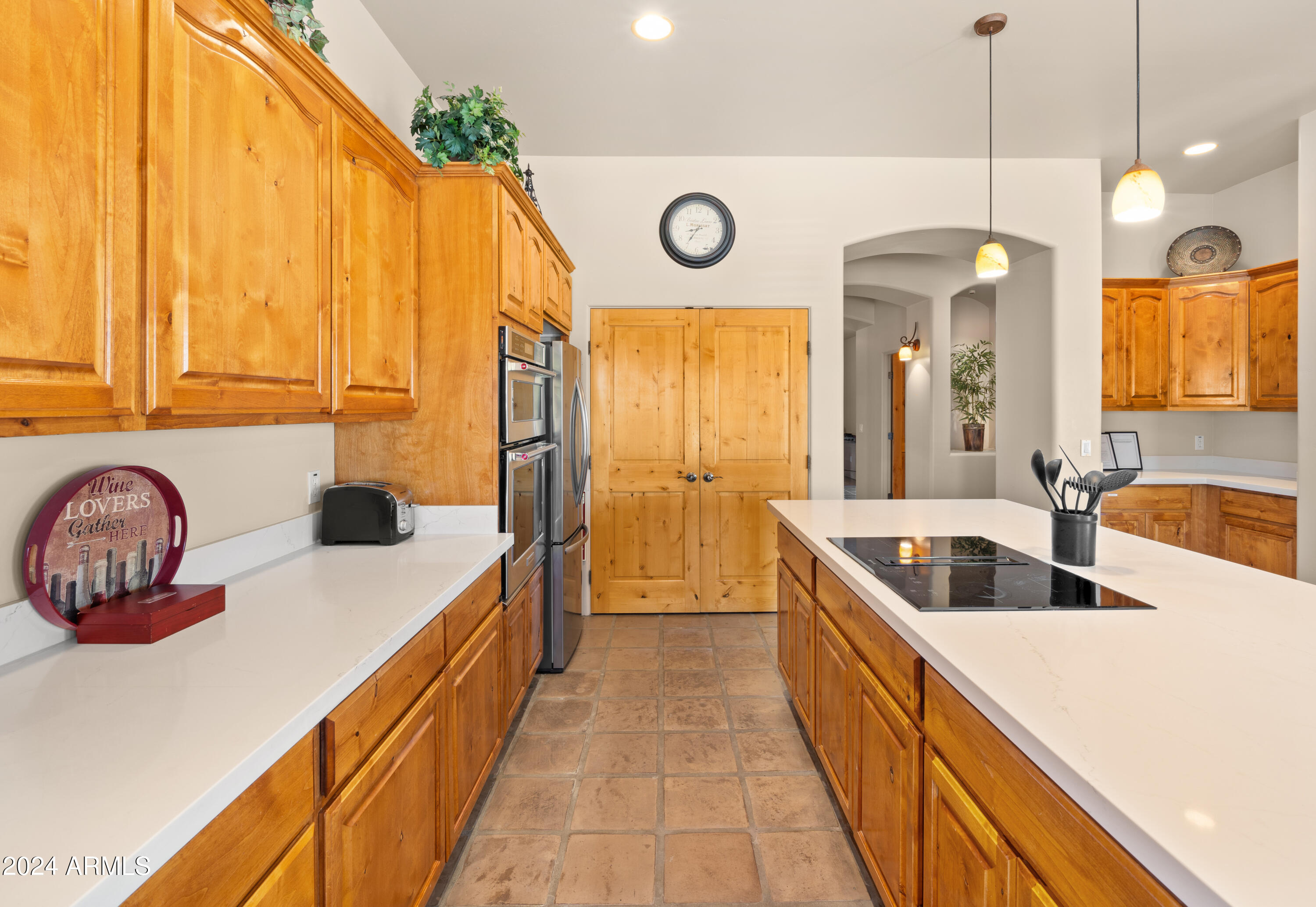 19725 W MEADOWBROOK Avenue