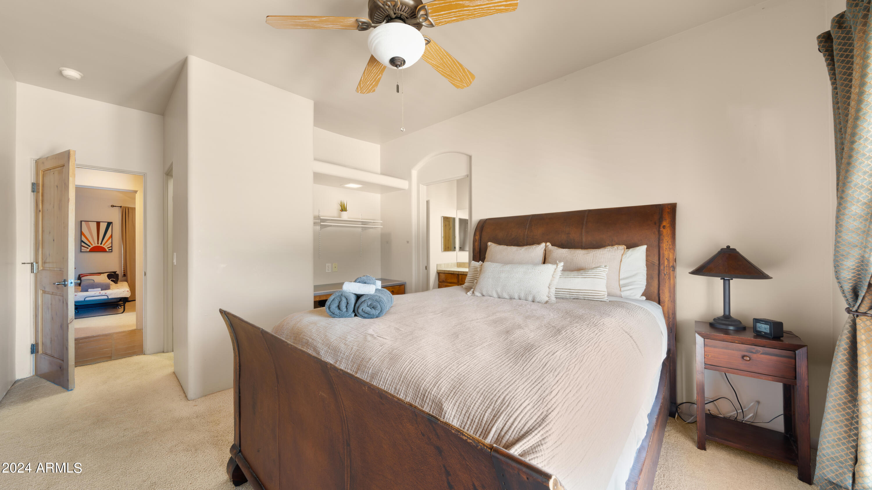 19725 W MEADOWBROOK Avenue