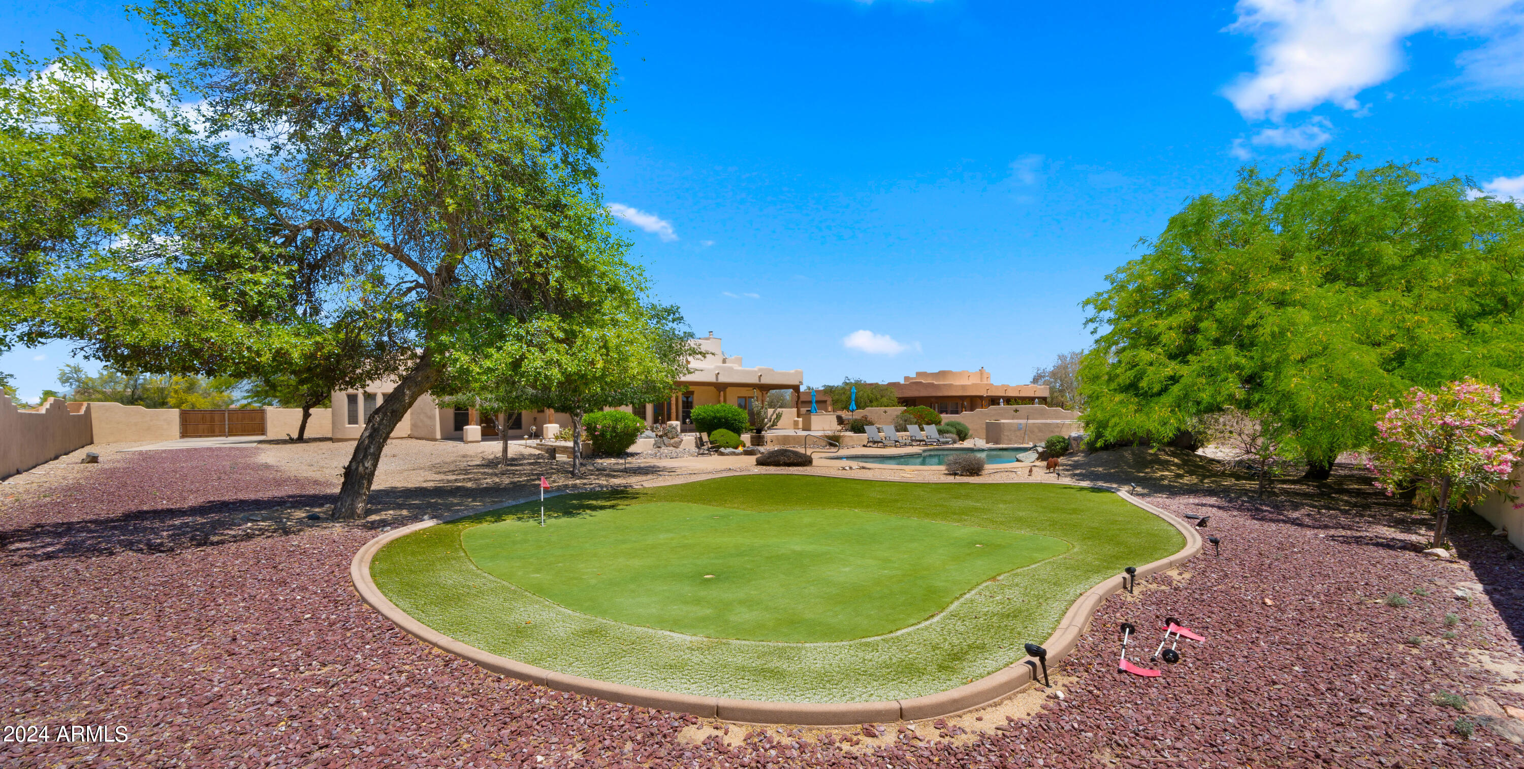 19725 W MEADOWBROOK Avenue