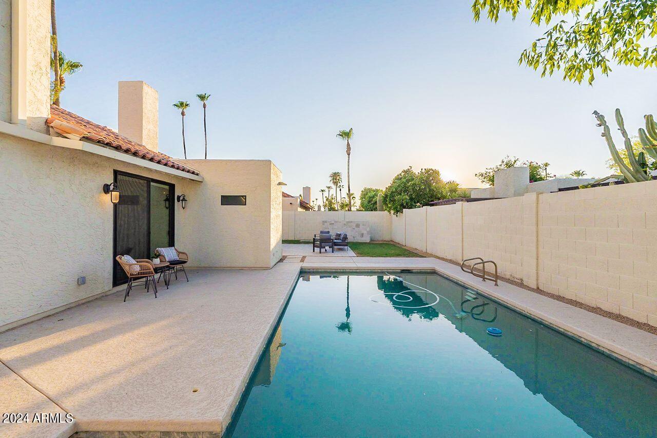 7344 E KEIM Drive