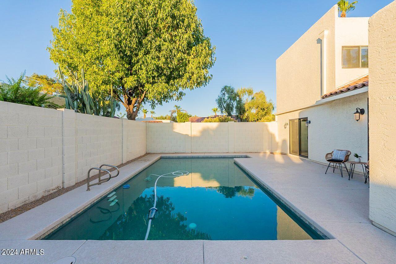 7344 E KEIM Drive