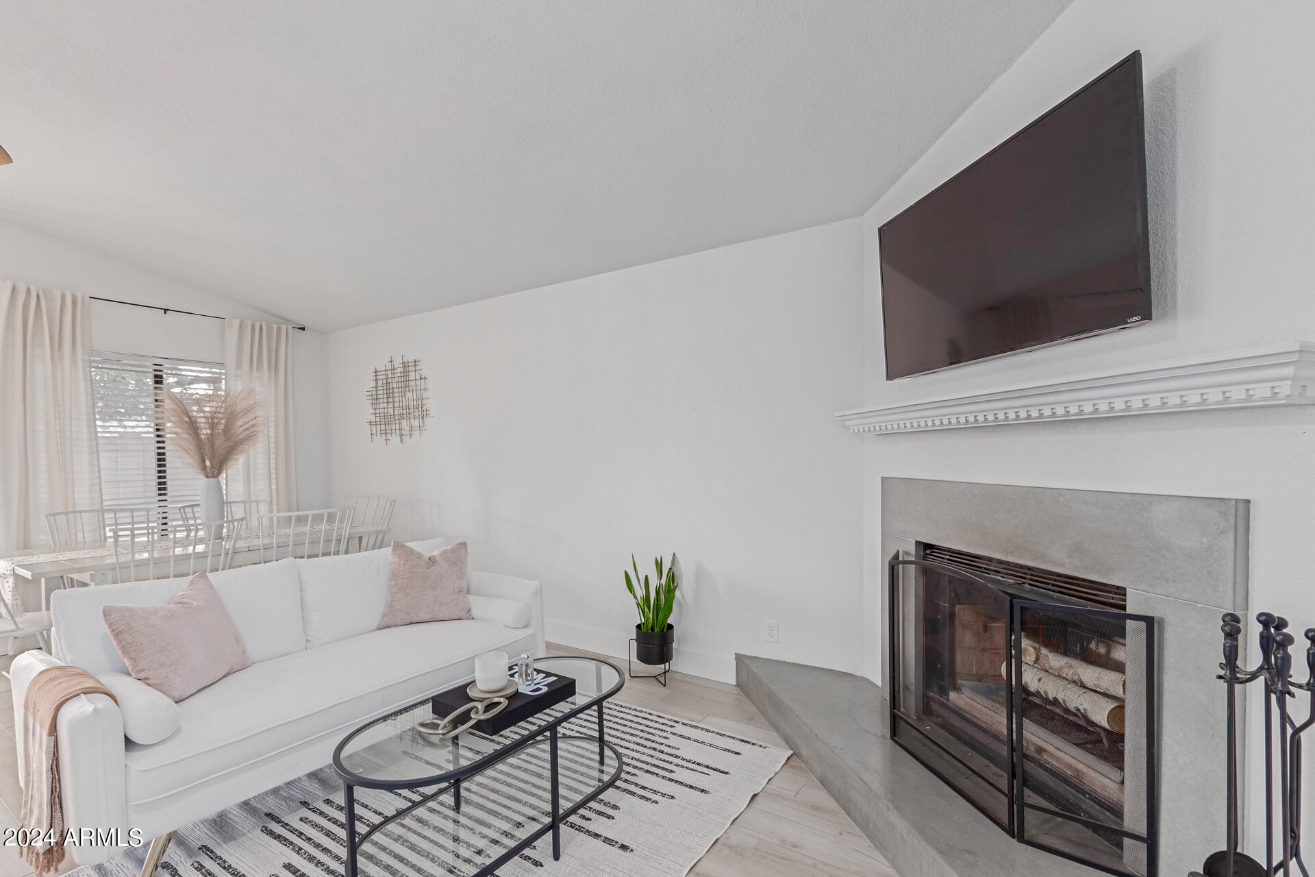 3617 W BEHREND Drive