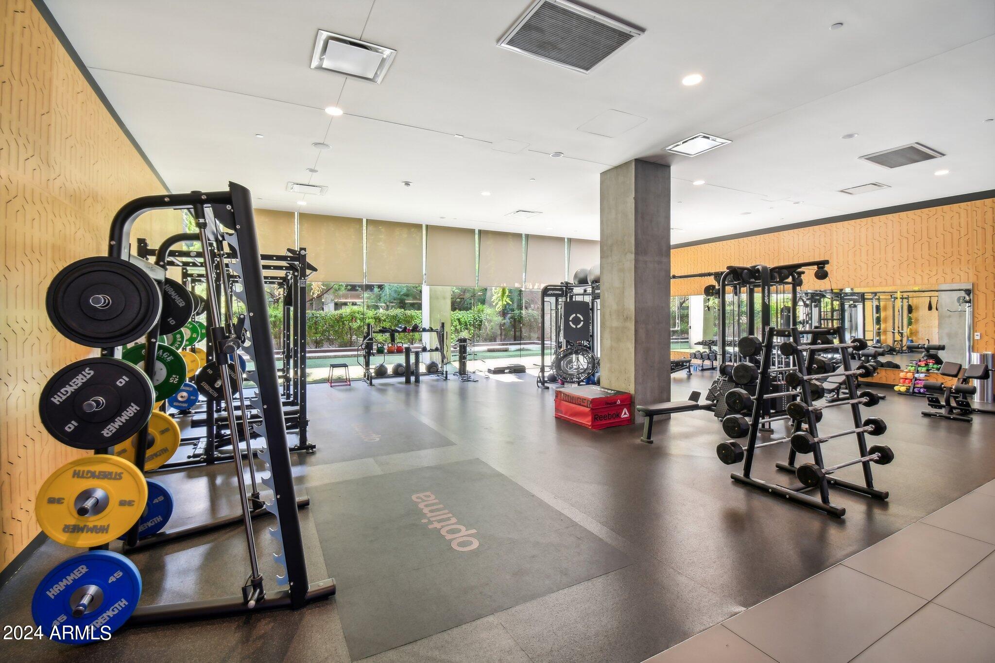 7120 E KIERLAND Boulevard # 1016