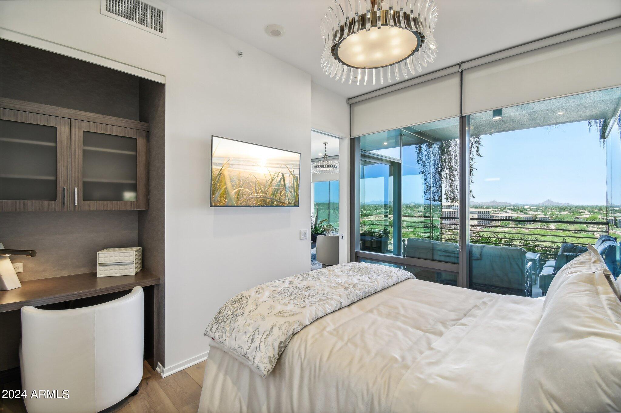 7120 E KIERLAND Boulevard # 1016