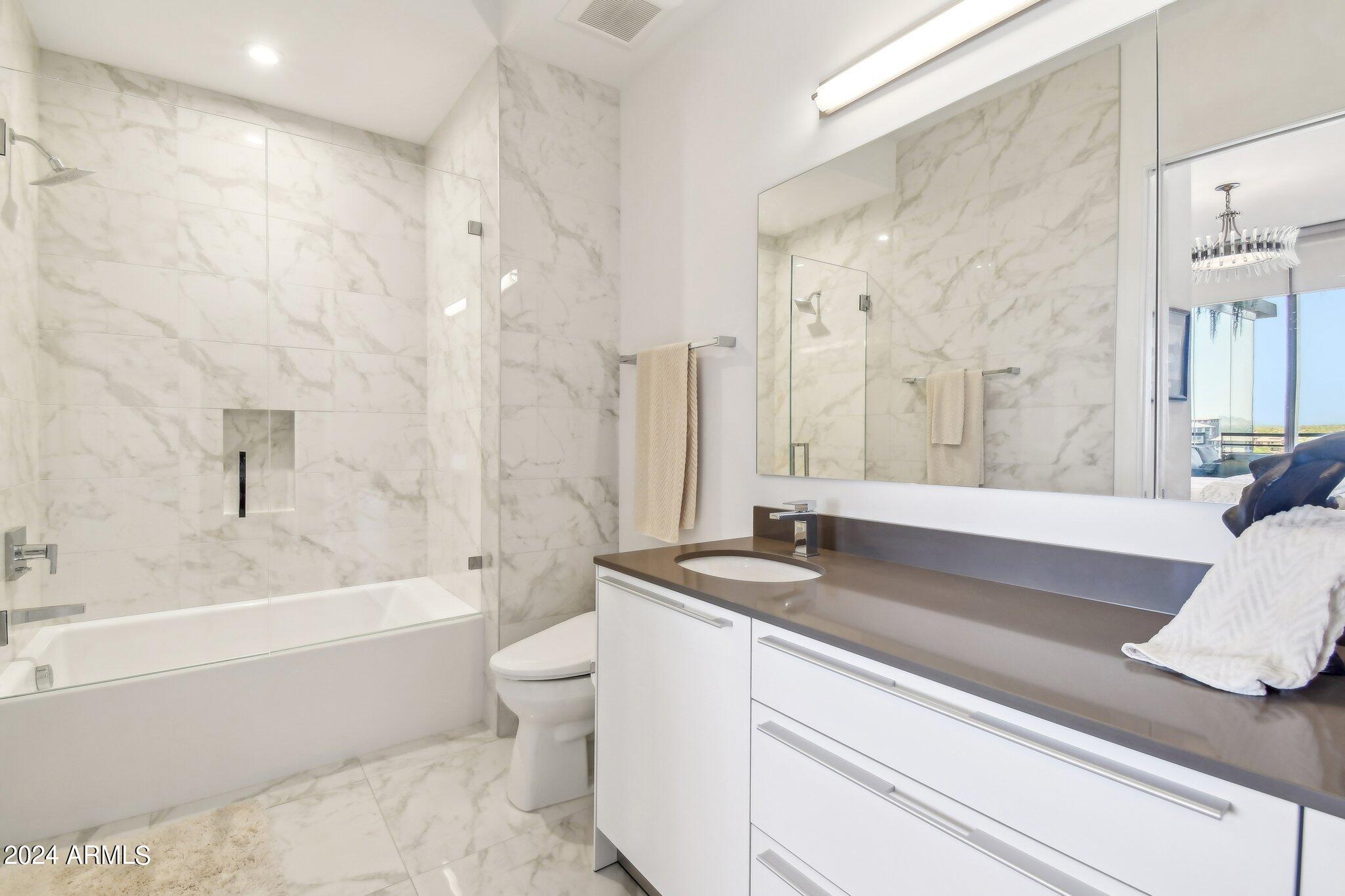 7120 E KIERLAND Boulevard # 1016