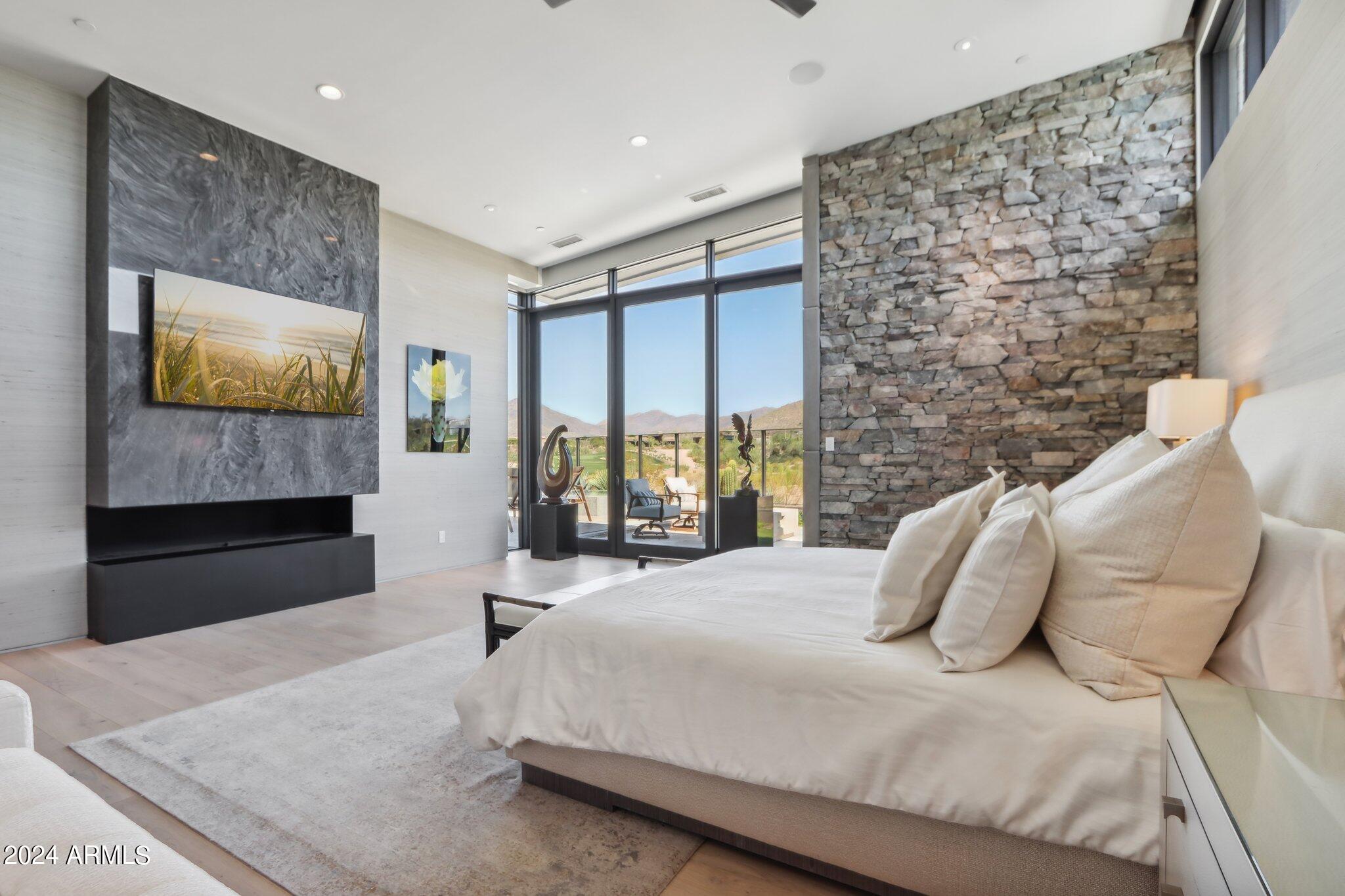 37200 N CAVE CREEK Road # 1017