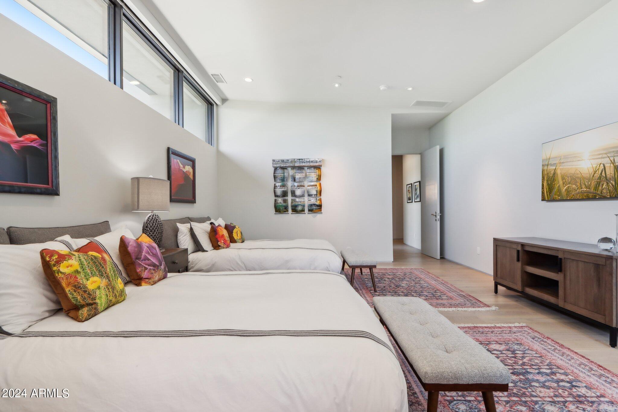 37200 N CAVE CREEK Road # 1017