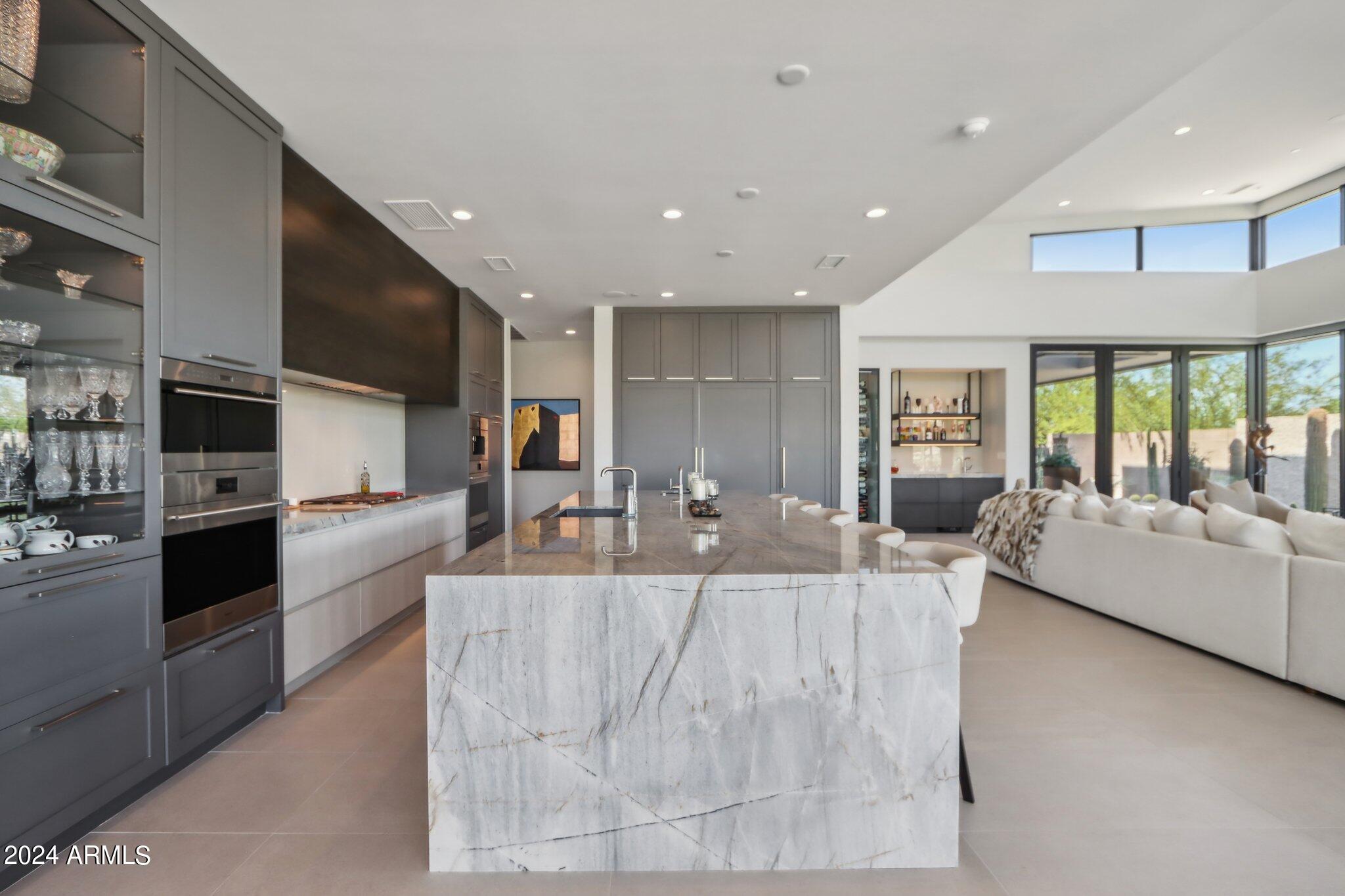 37200 N CAVE CREEK Road # 1017
