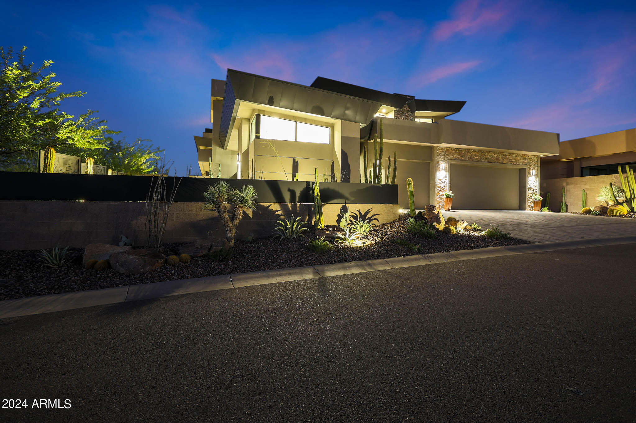 37200 N CAVE CREEK Road # 1017