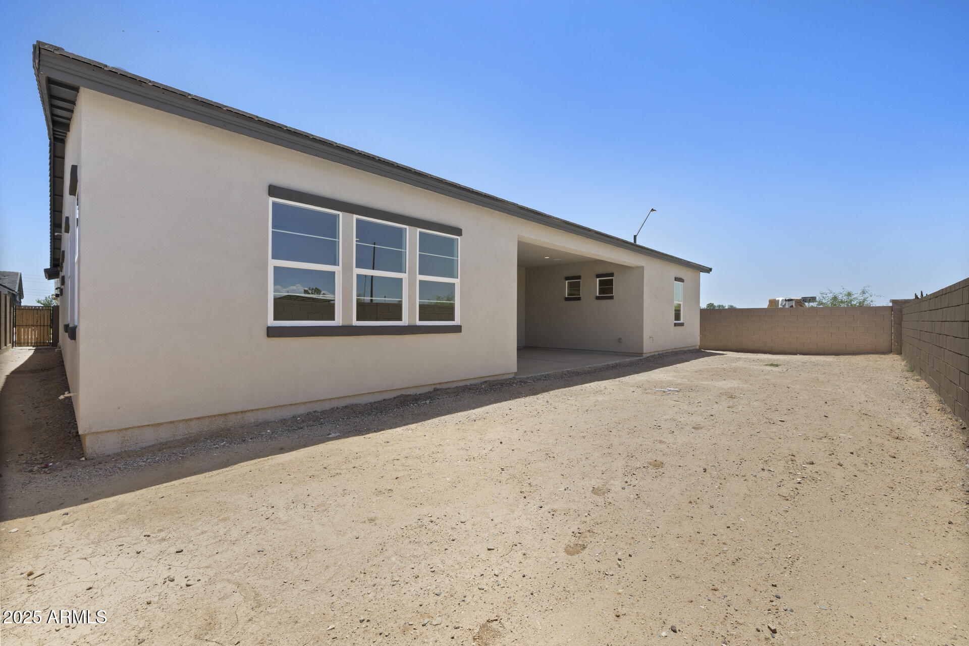 4210 E DESERT VISTA Trail