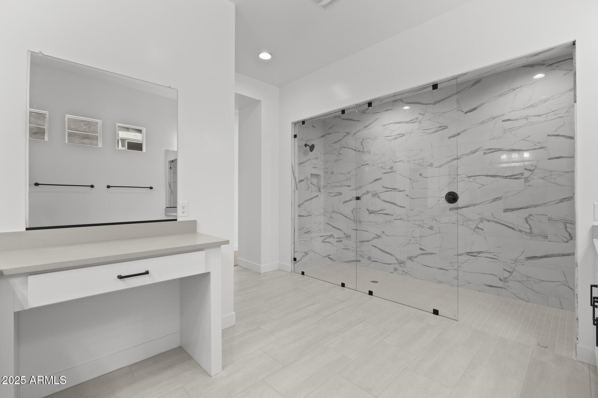 4210 E DESERT VISTA Trail
