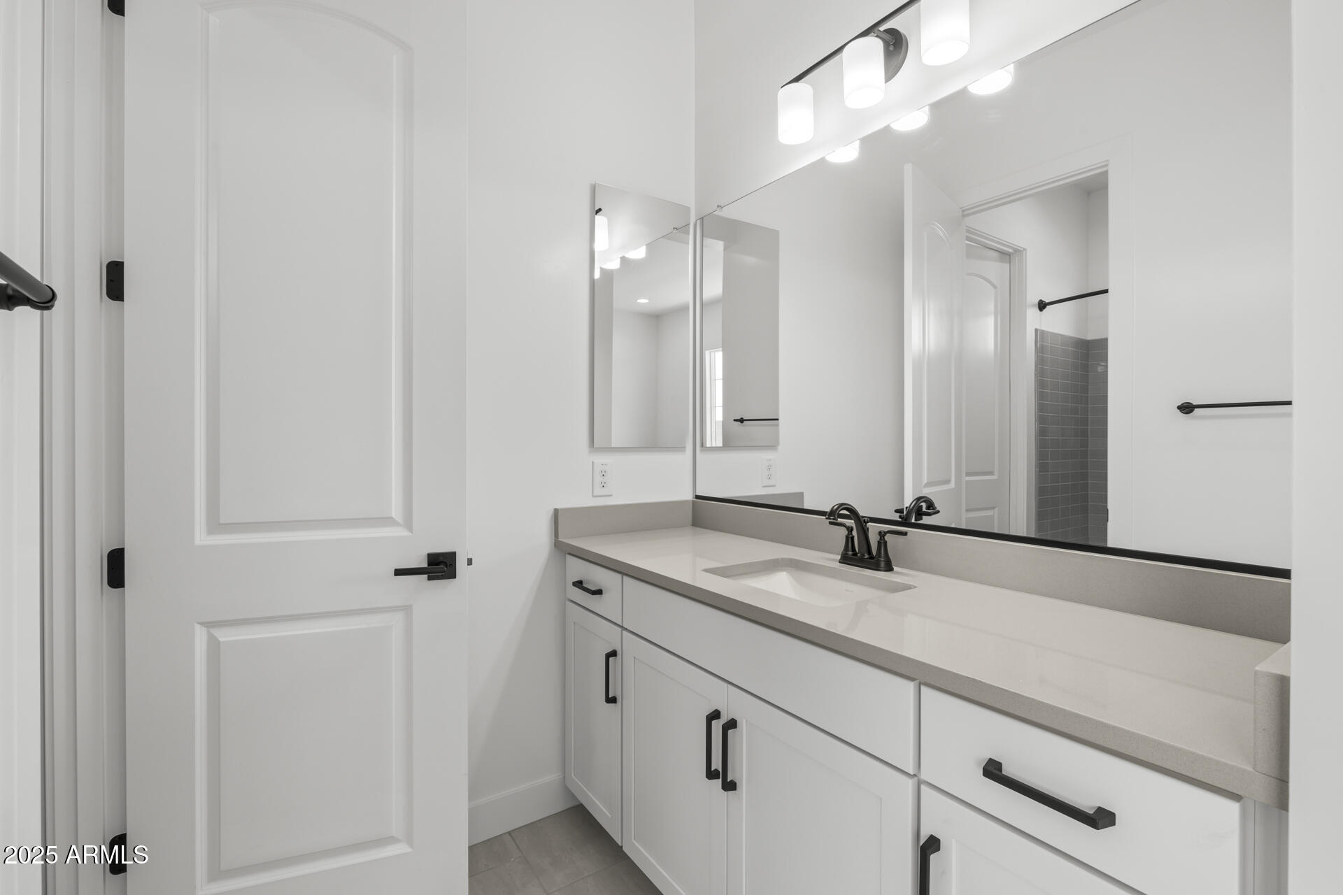 4210 E DESERT VISTA Trail