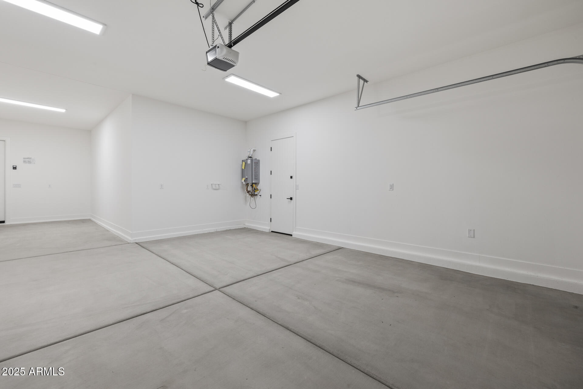 4210 E DESERT VISTA Trail