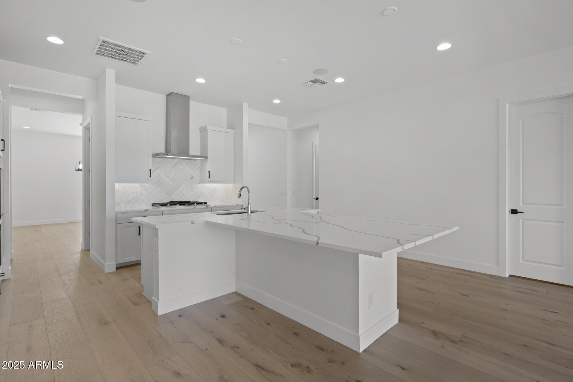 4210 E DESERT VISTA Trail