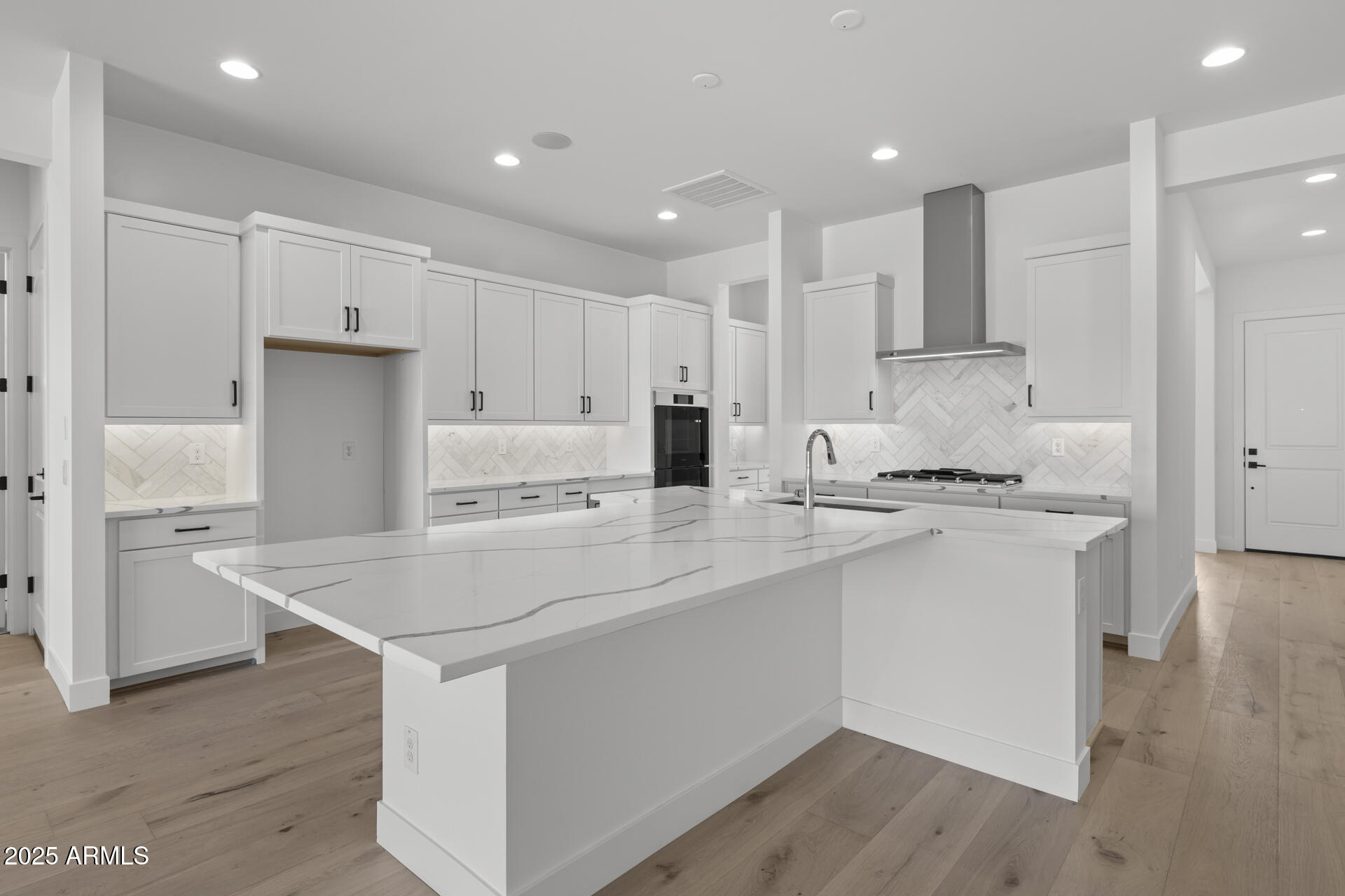 4210 E DESERT VISTA Trail