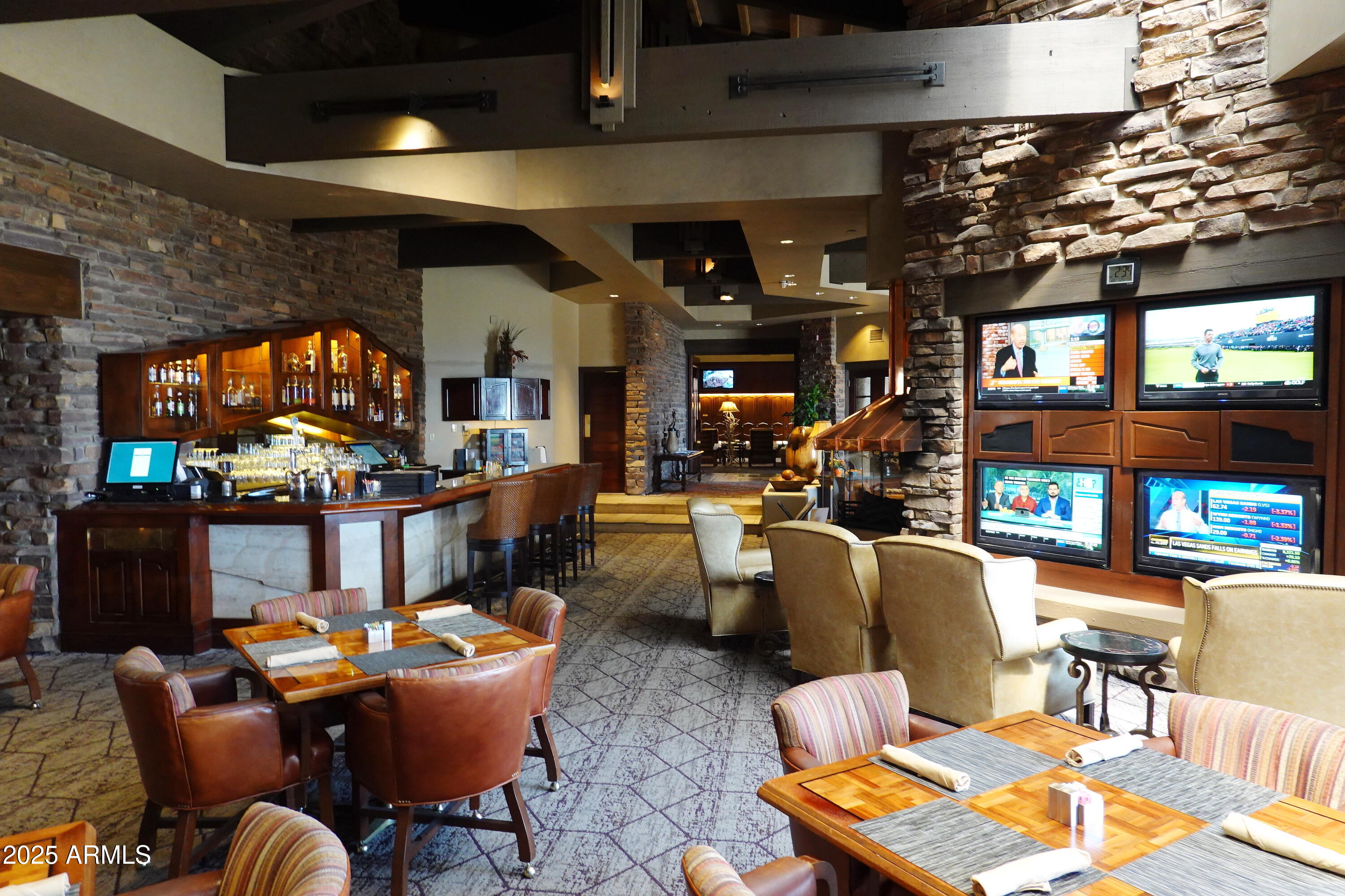 10651 E FERNWOOD Lane