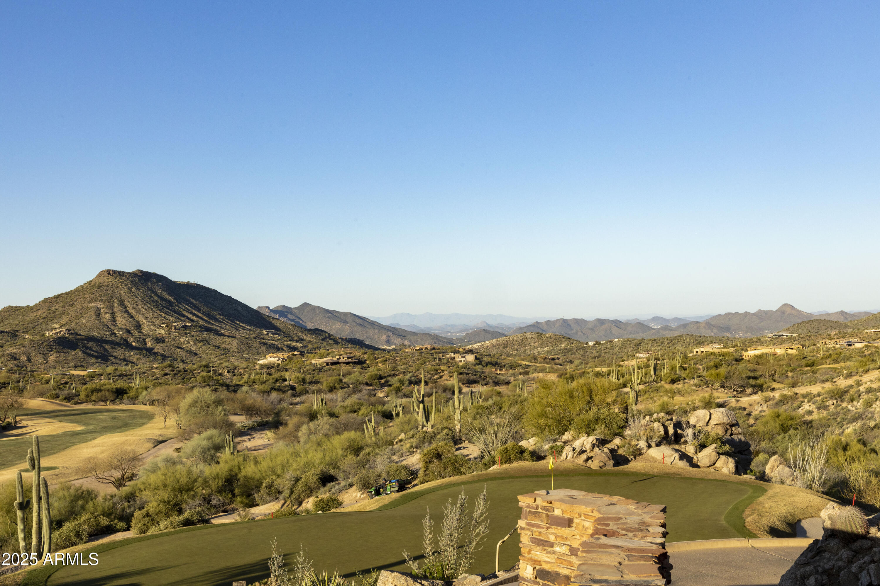 10651 E FERNWOOD Lane